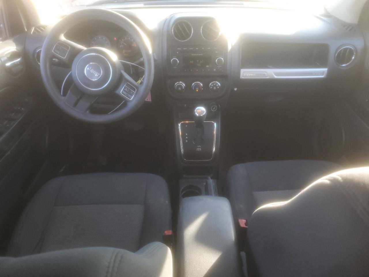 2014 Jeep Compass - Image 8