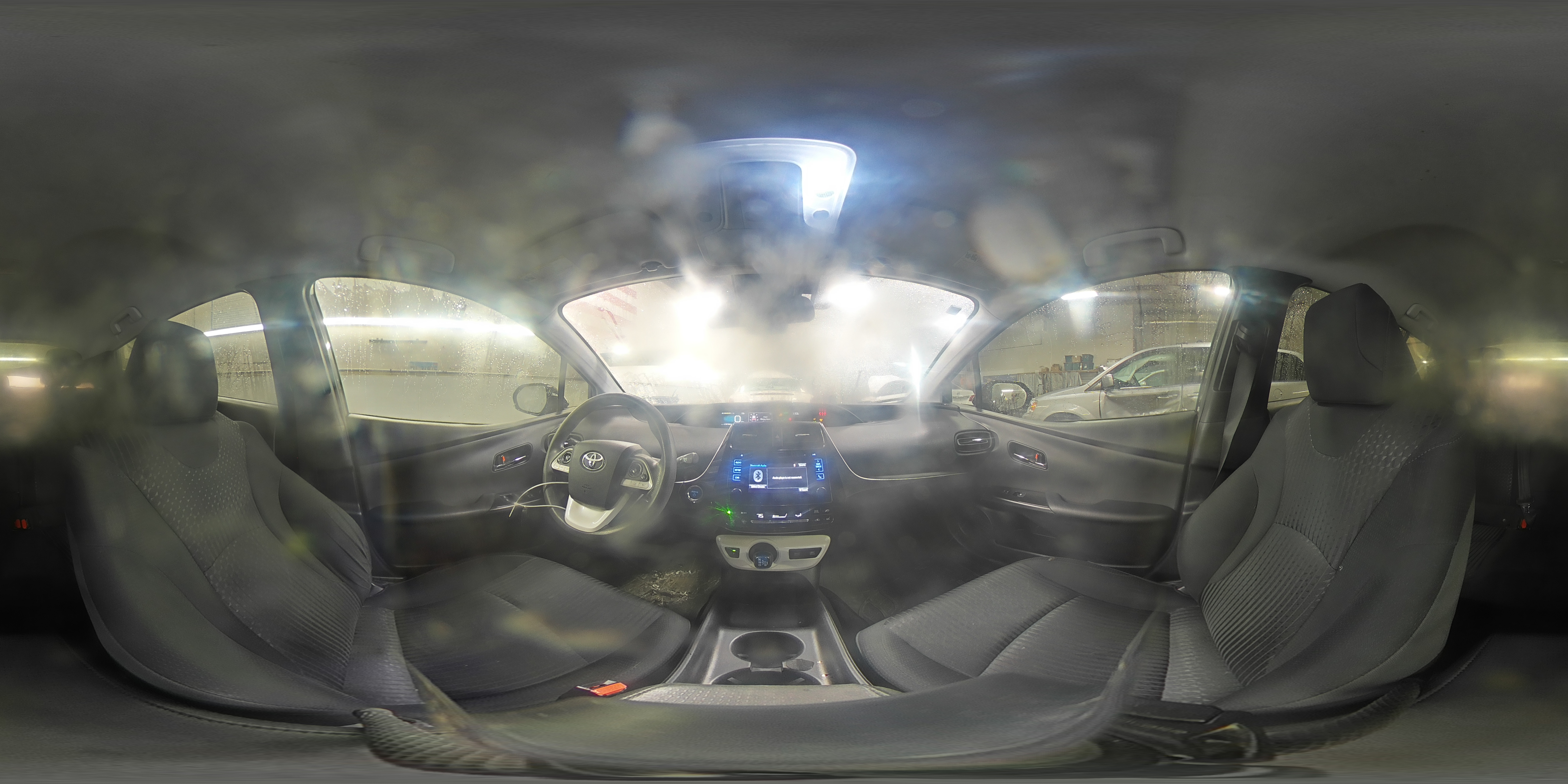 2017 Toyota Prius - Image 14