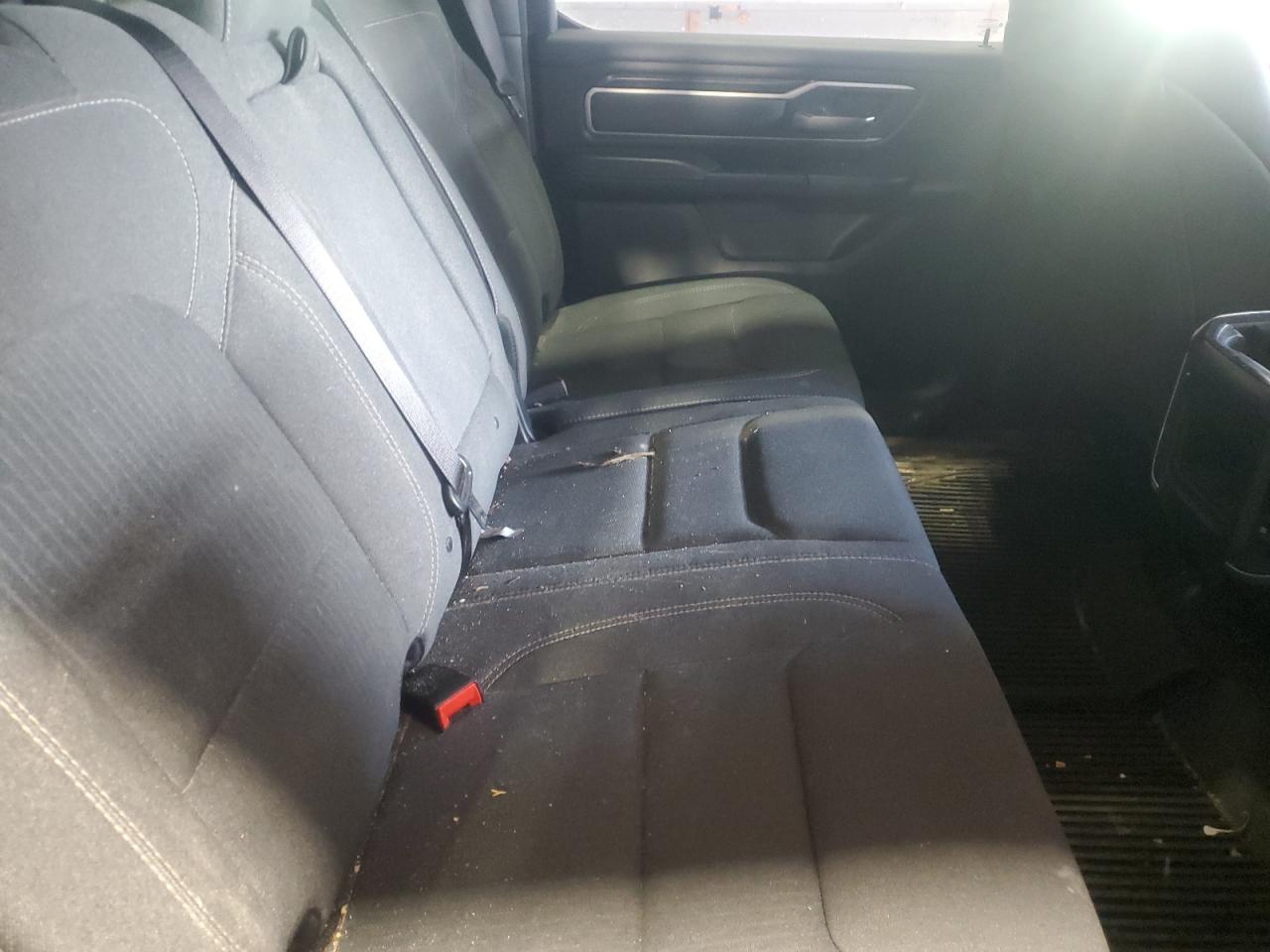 2021 RAM 1500 - Image 10