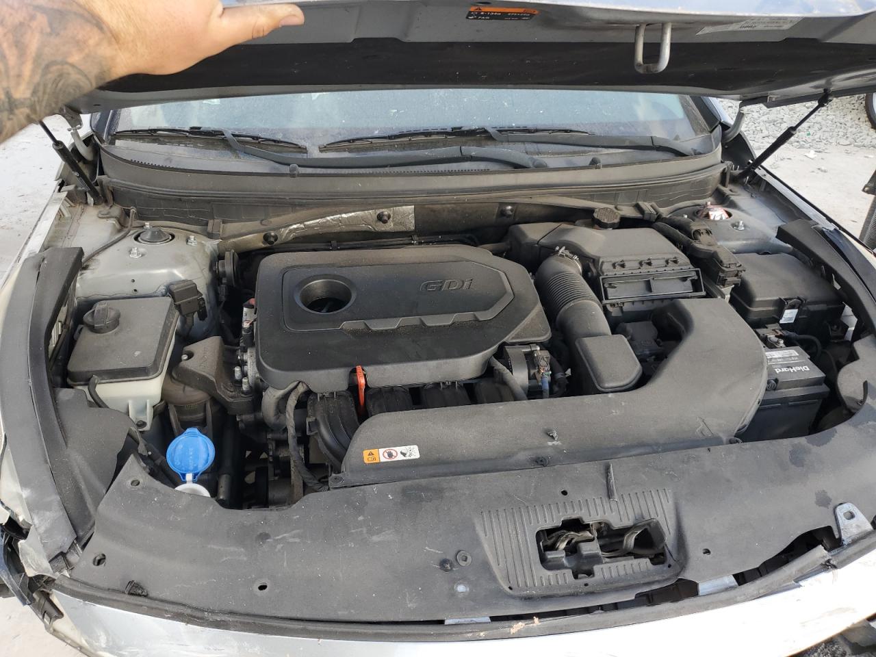 2017 Hyundai Sonata - Image 11