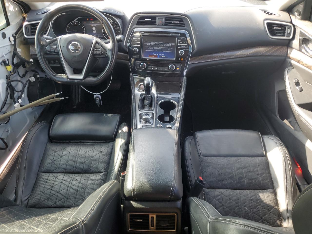 2017 Nissan Maxima - Image 8