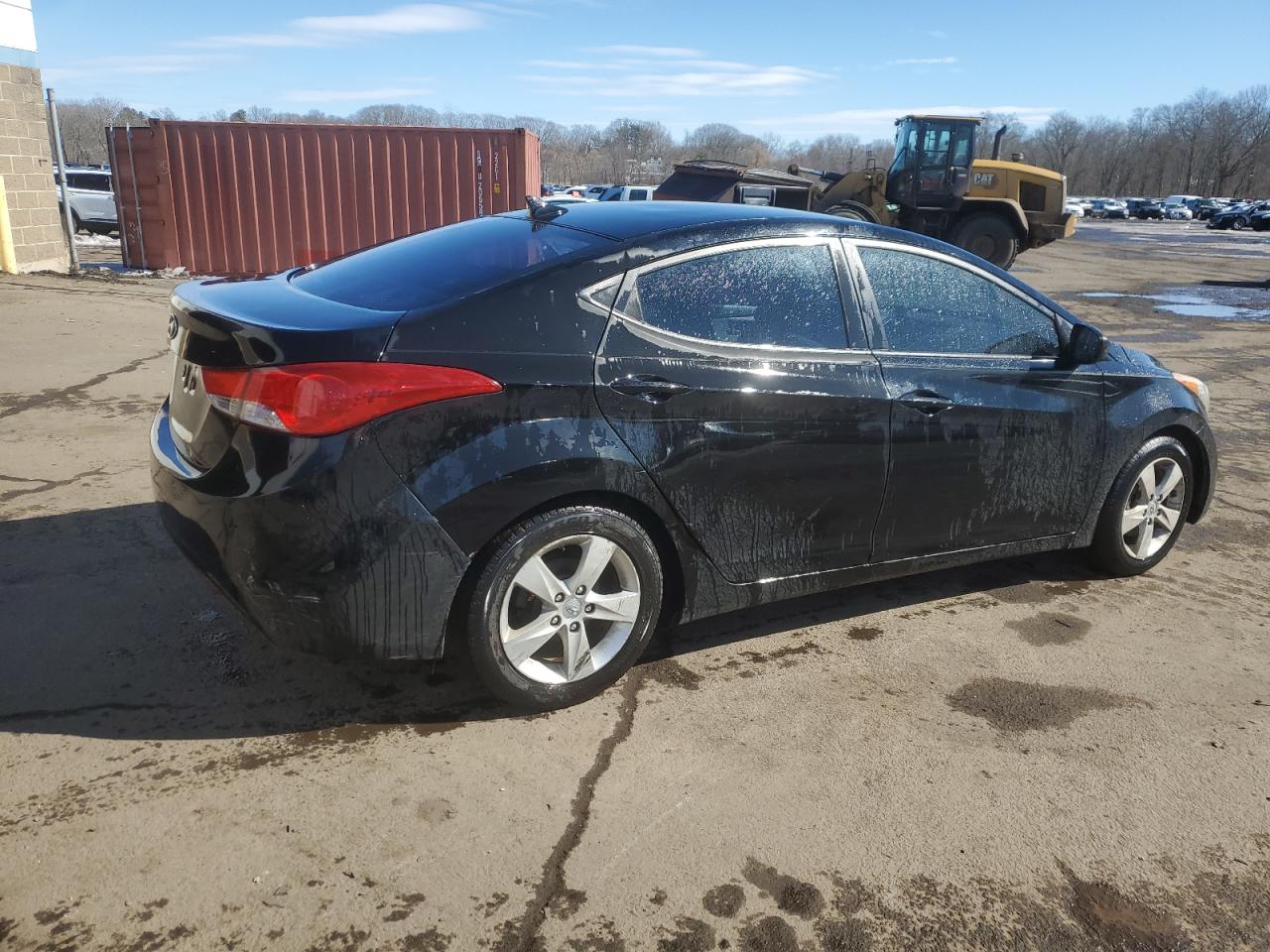 2012 Hyundai Elantra - Image 3