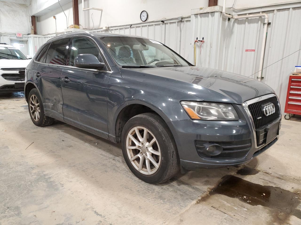2010 Audi Q5 - Image 4