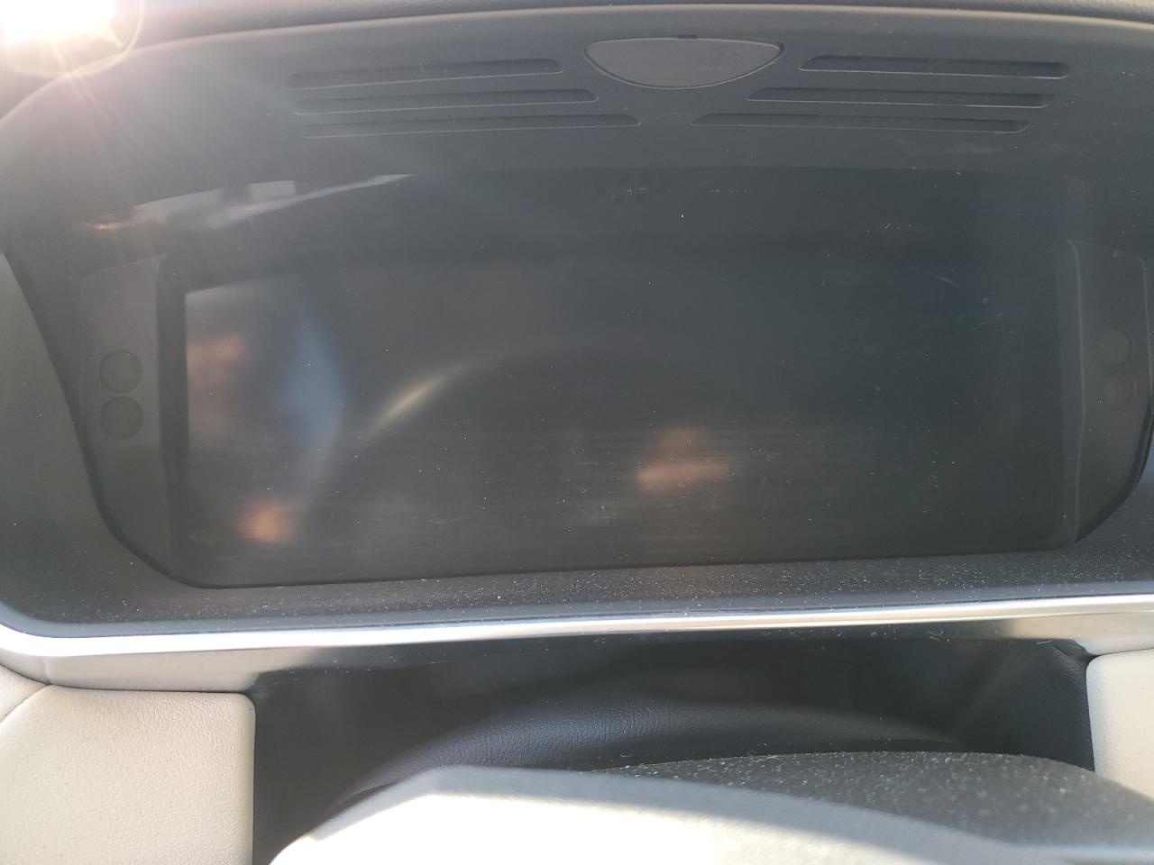 2018 Land Rover Range Rover - Image 9