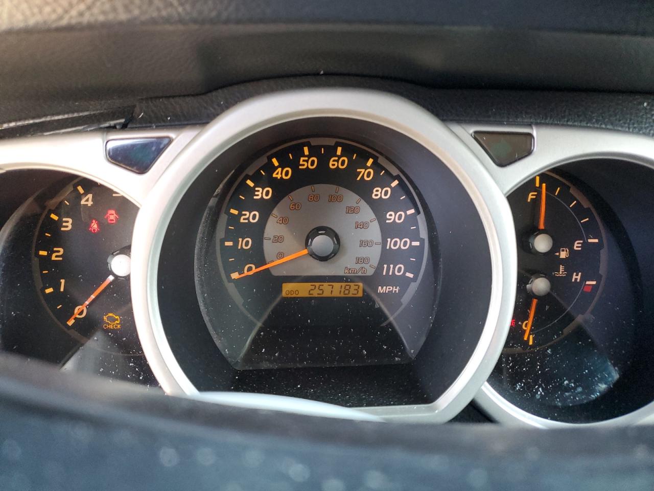 2003 Toyota 4Runner - Image 9