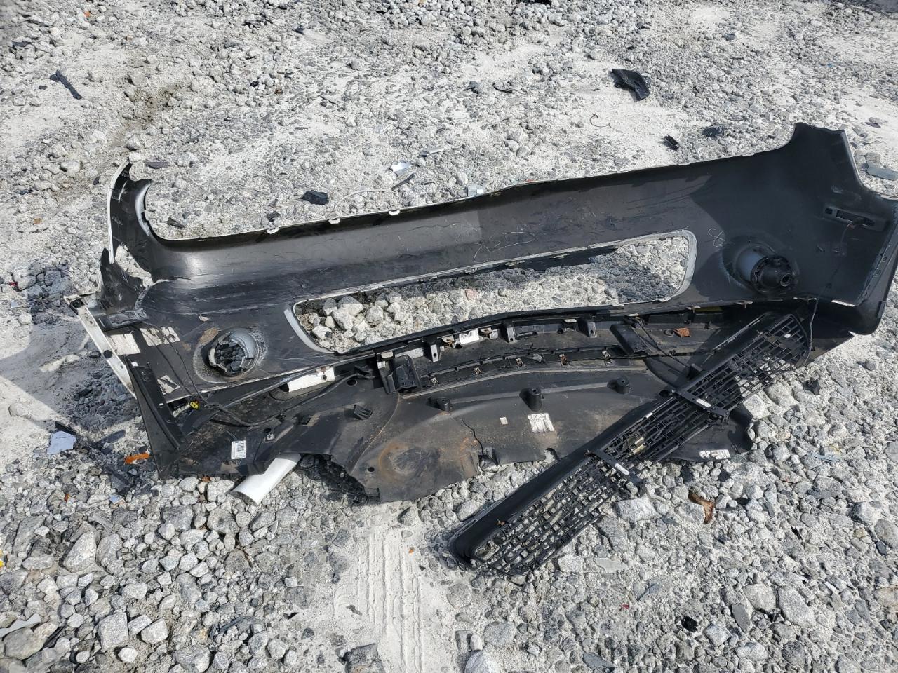 2015 Dodge Challenger - Image 12