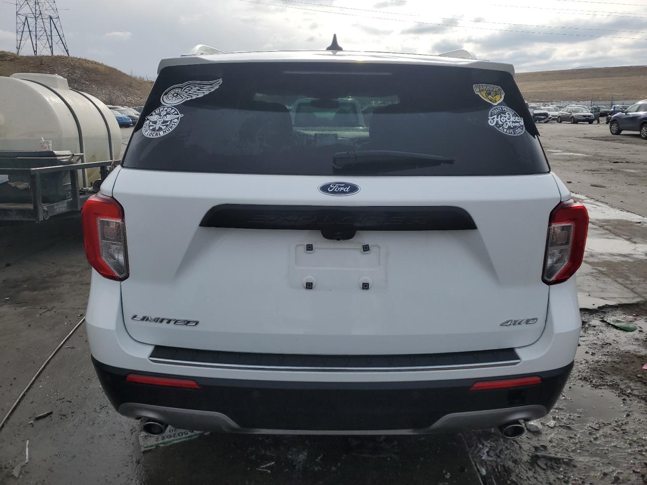2022 Ford Explorer - Image 6