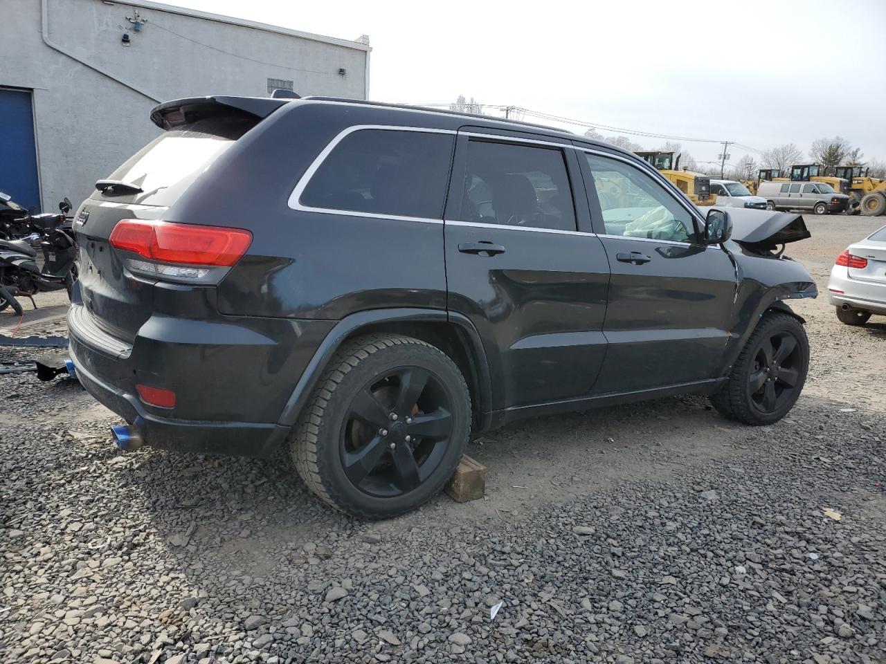 2014 Jeep Grand Cherokee - Image 3