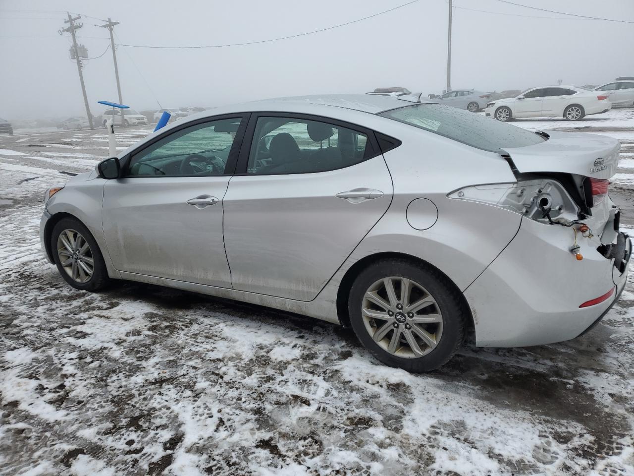 2016 Hyundai Elantra - Image 2