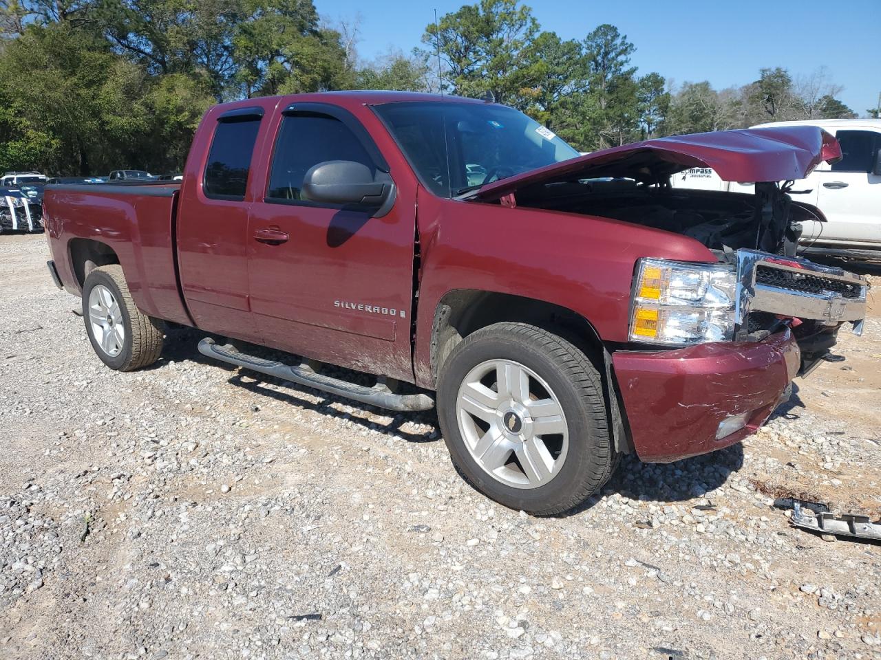 2008 Chevrolet Silverado - Image 4