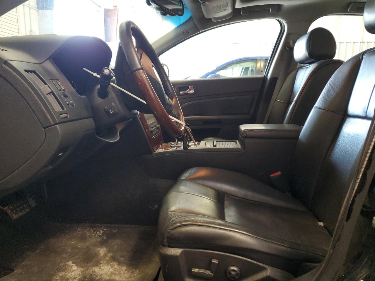 2007 Cadillac STS - Image 7