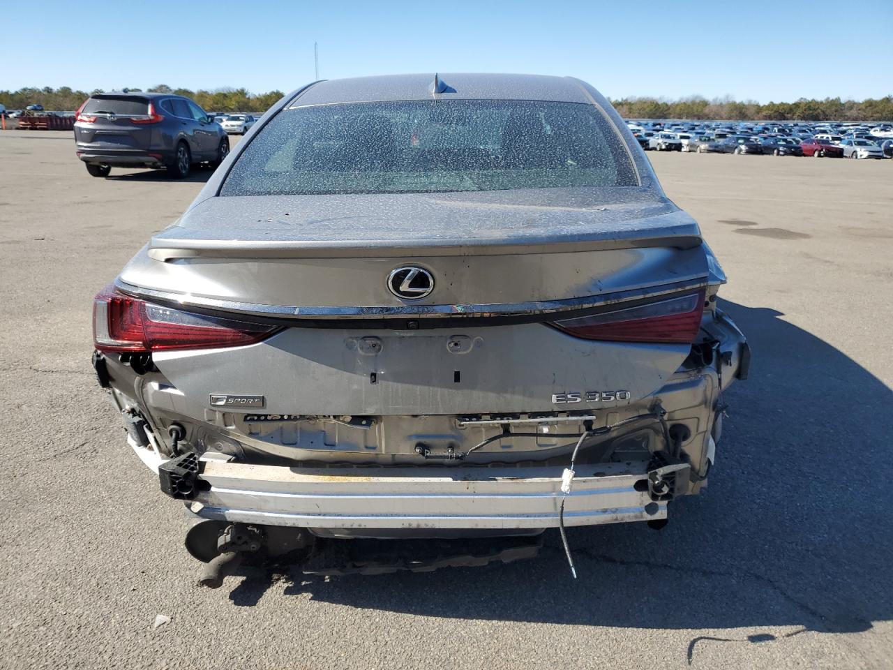 2019 Lexus ES - Image 6