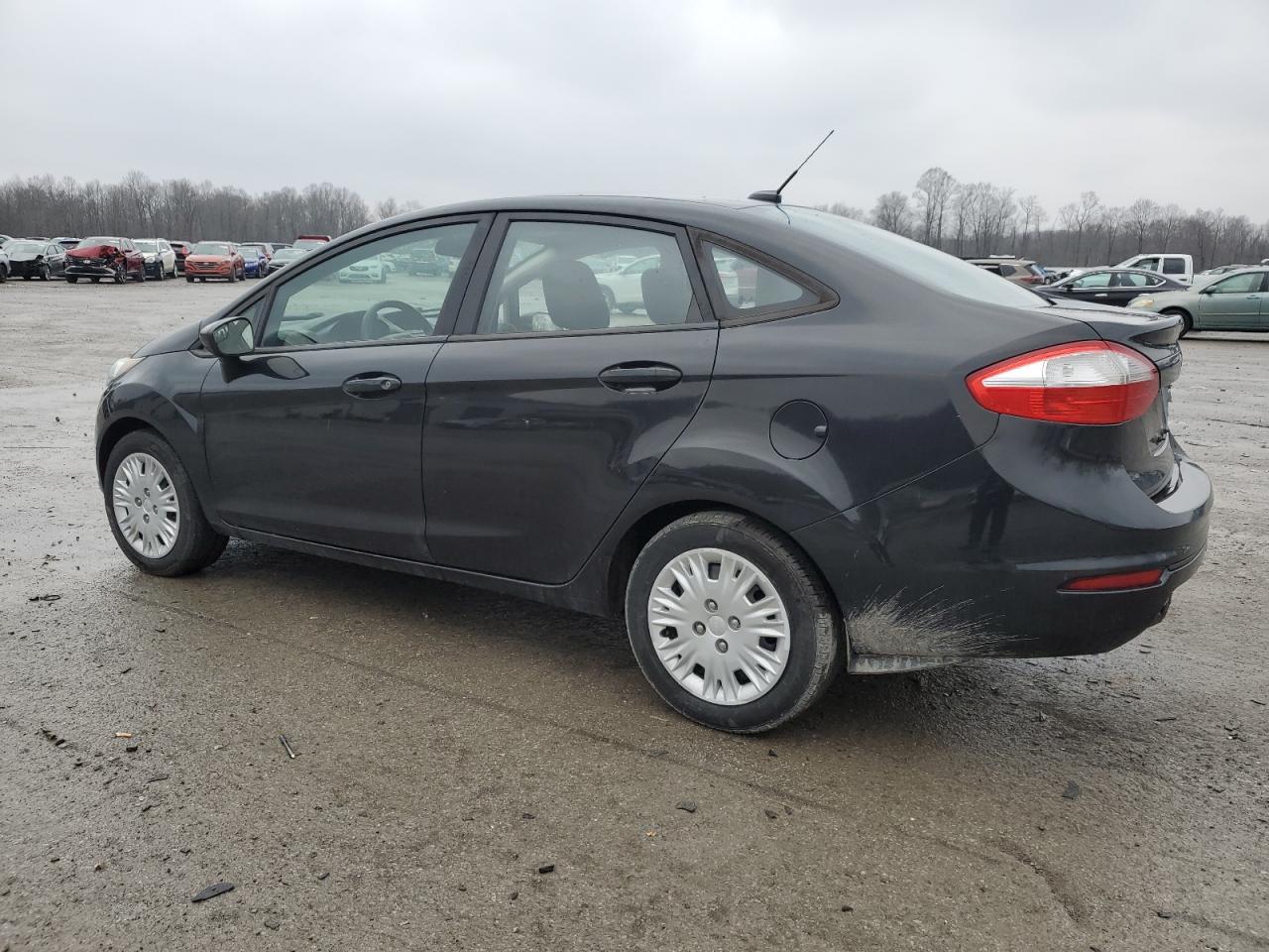 2015 Ford Fiesta - Image 2