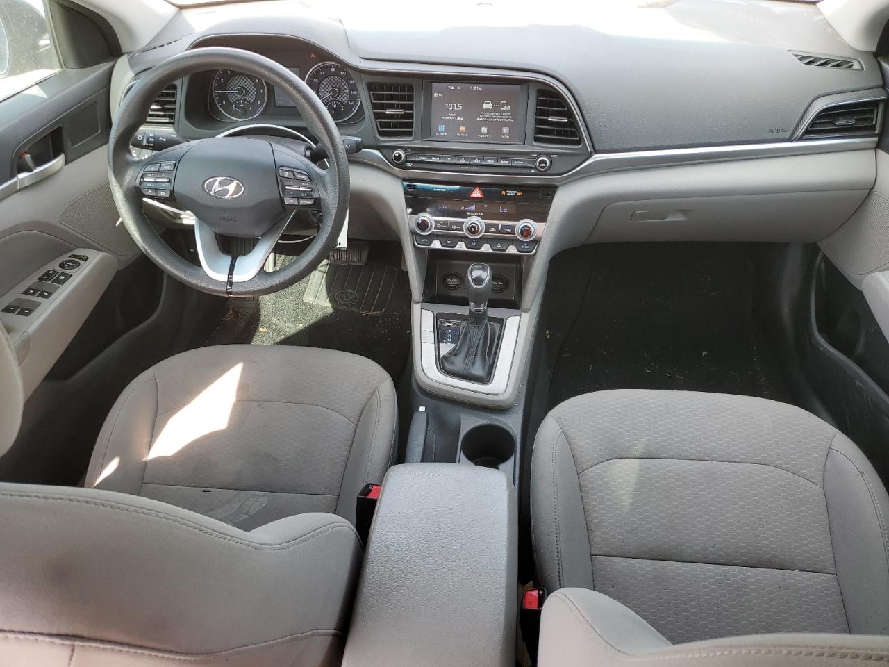 2020 Hyundai Elantra - Image 8