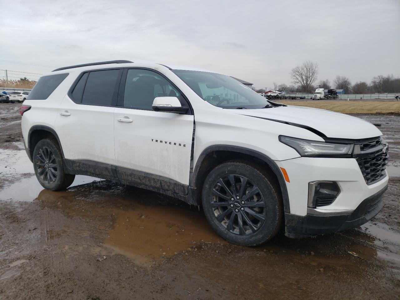 2022 Chevrolet Traverse - Image 4
