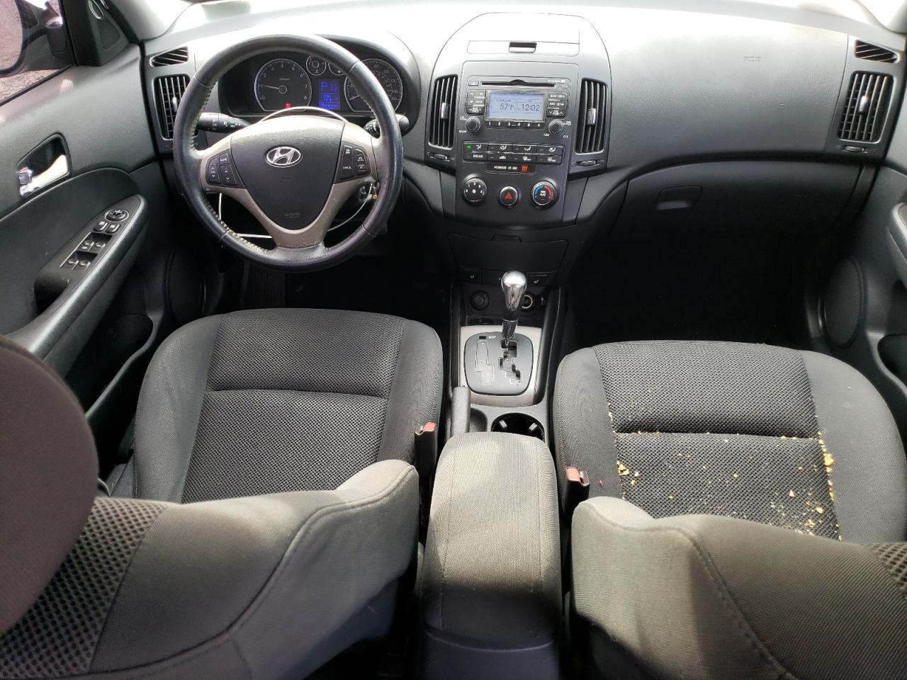 2010 Hyundai Elantra - Image 8