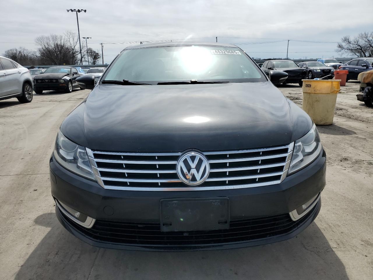 2014 Volkswagen Passat CC - Image 5