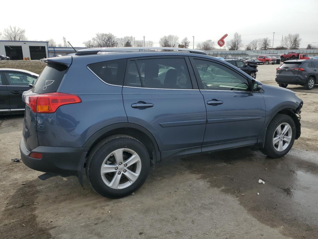 2013 Toyota RAV 4 - Image 3
