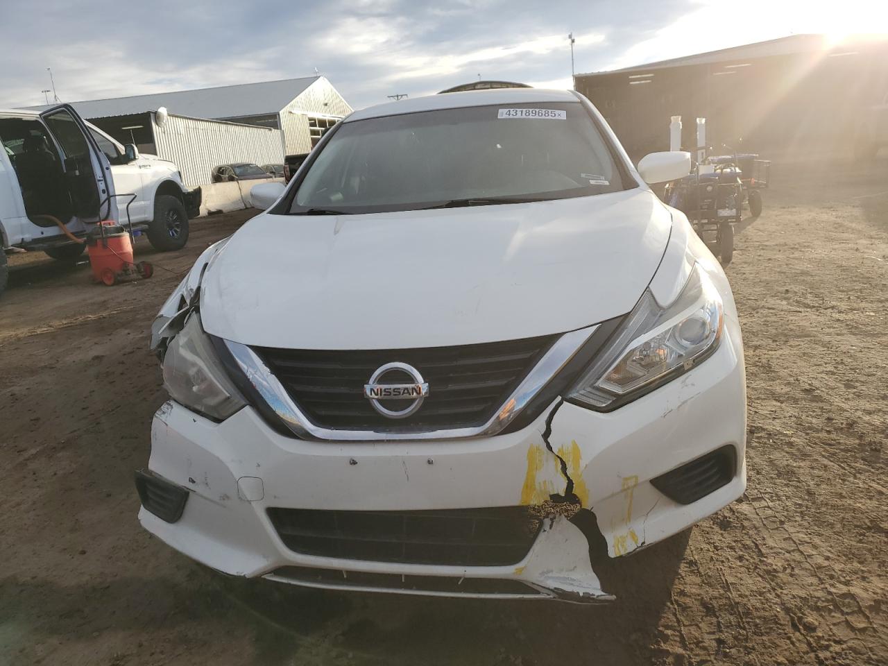 2018 Nissan Altima - Image 5