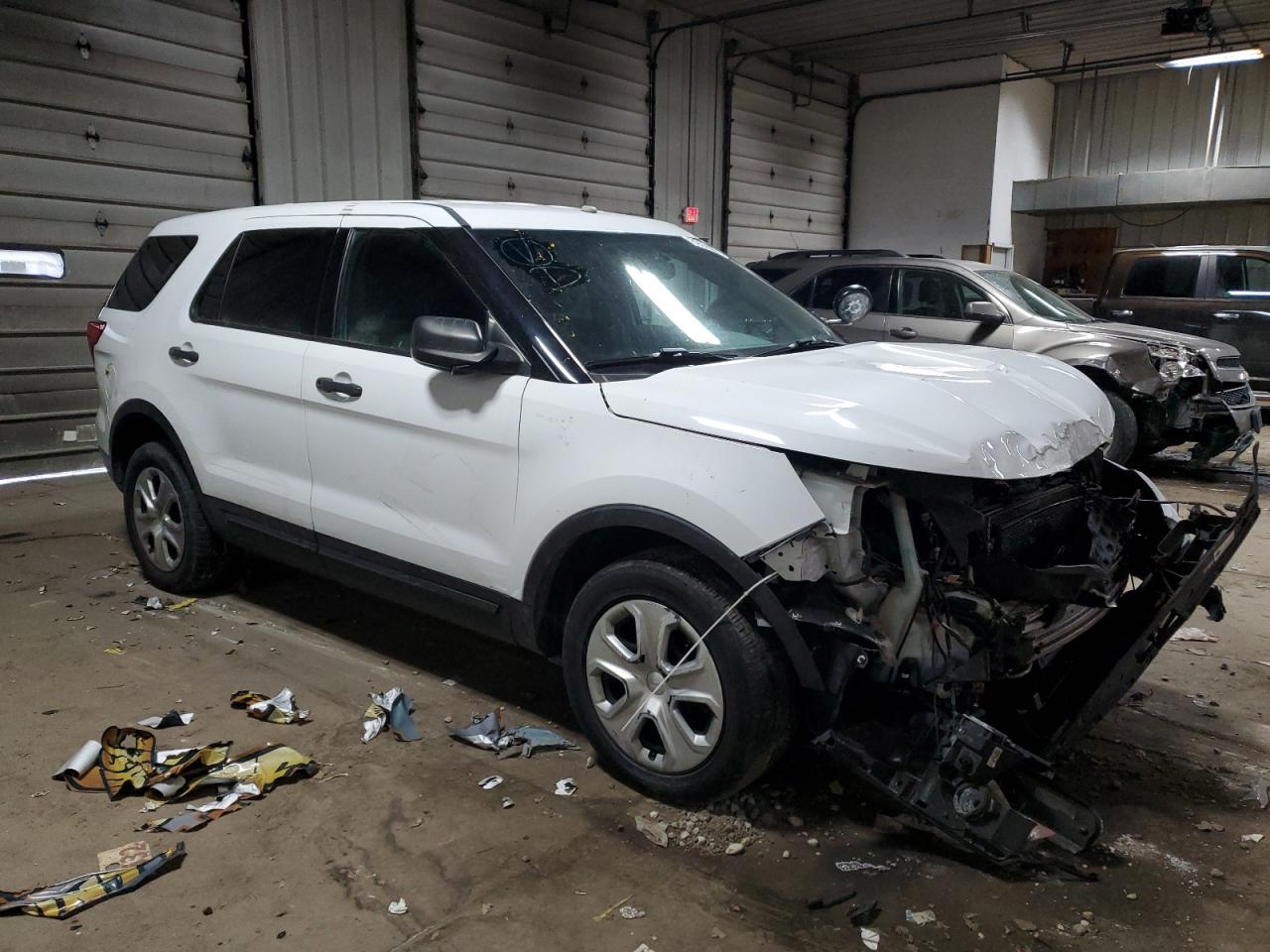 2016 Ford Explorer - Image 4