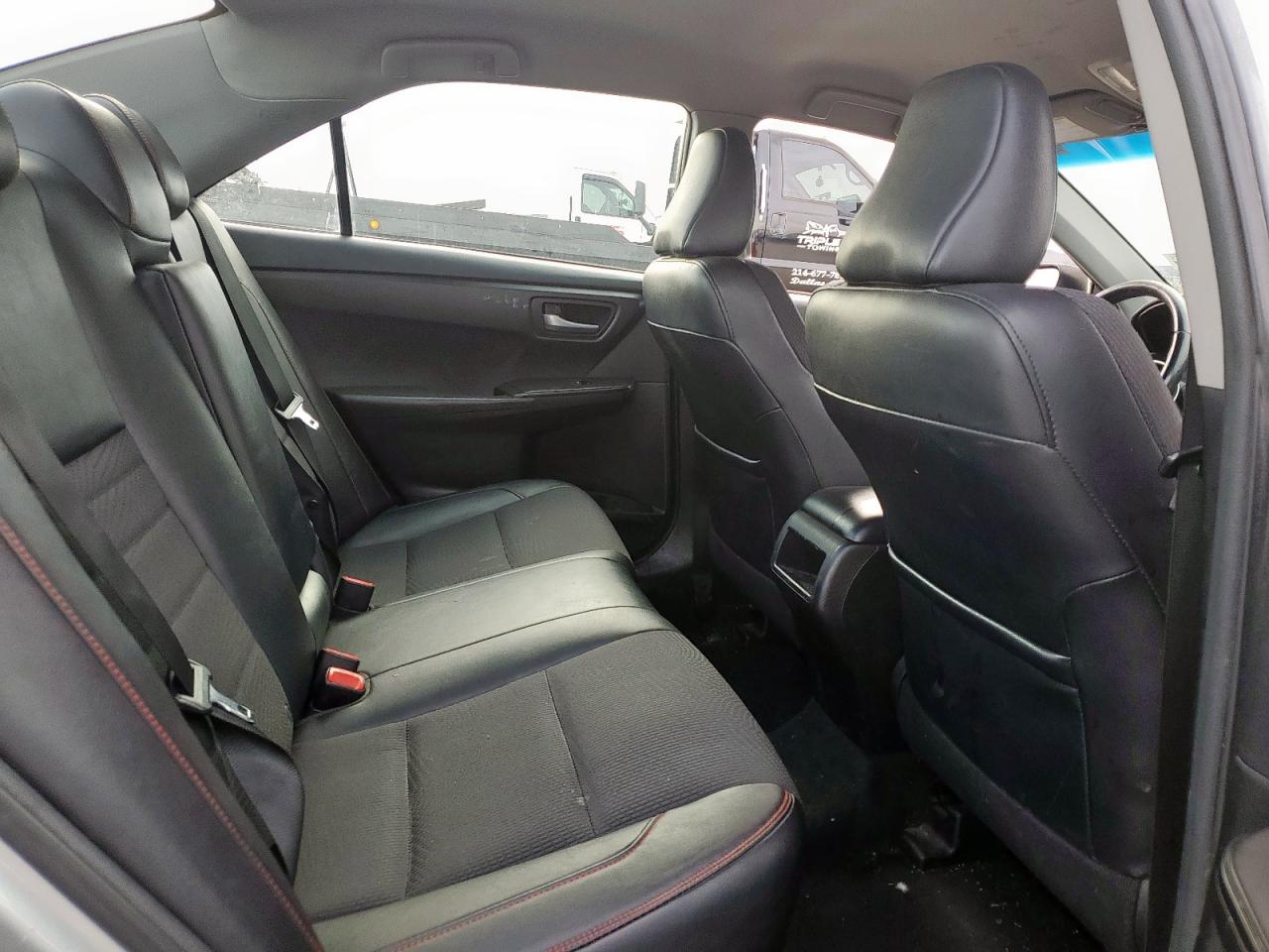 2017 Toyota Camry - Image 10