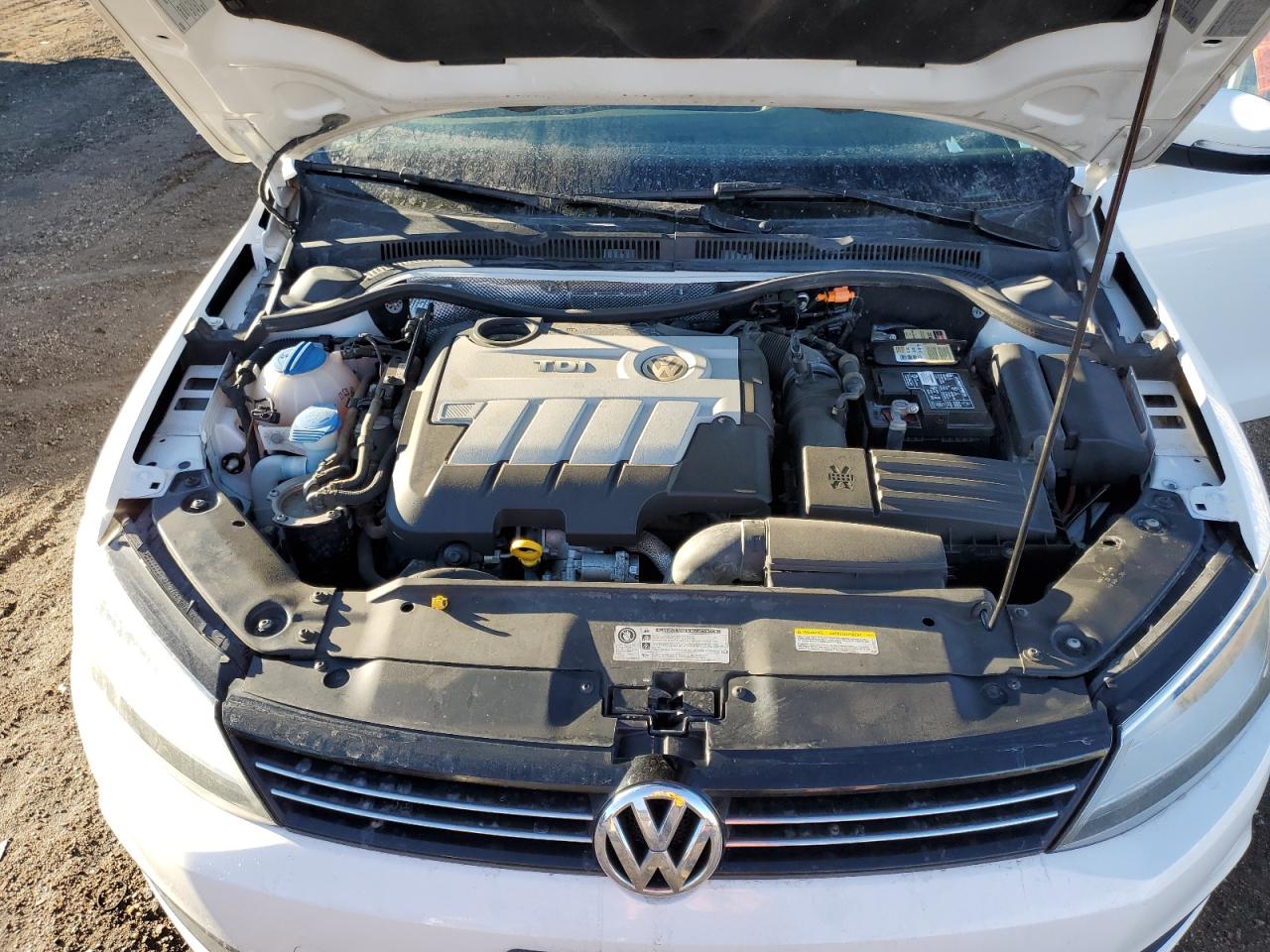 2014 Volkswagen Jetta - Image 11