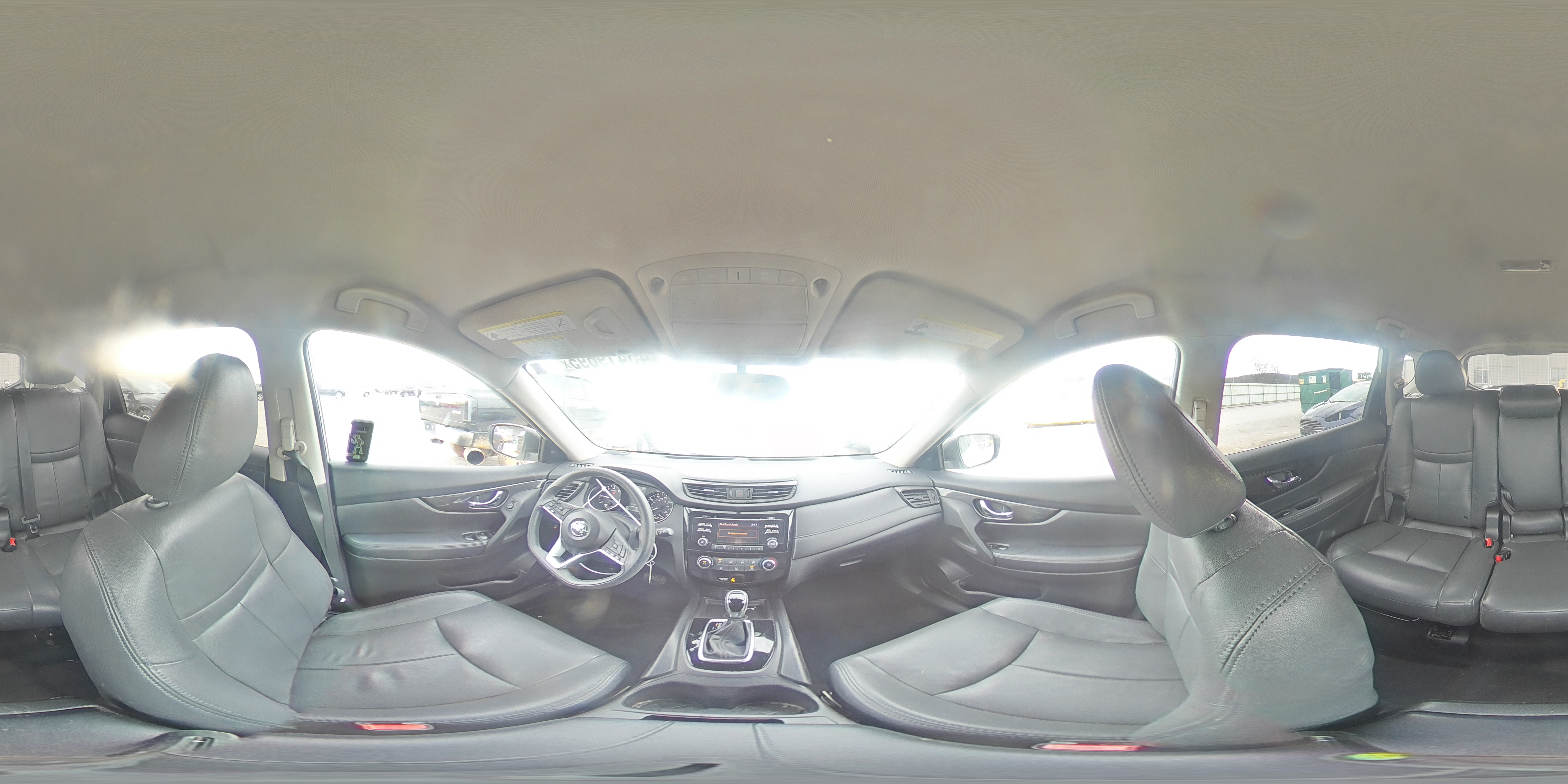 2017 Nissan Rogue - Image 15