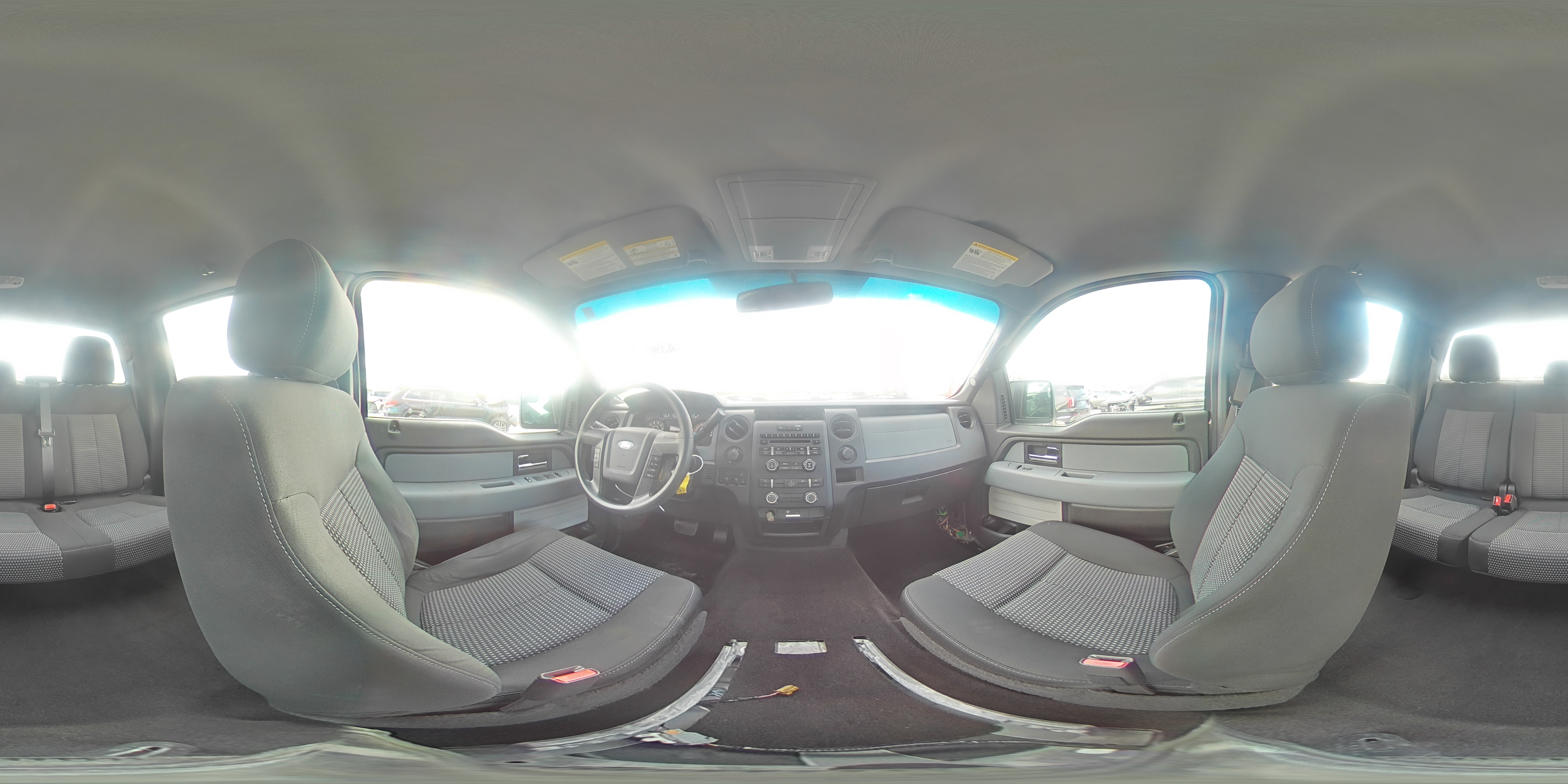 2014 Ford F-150 - Image 13