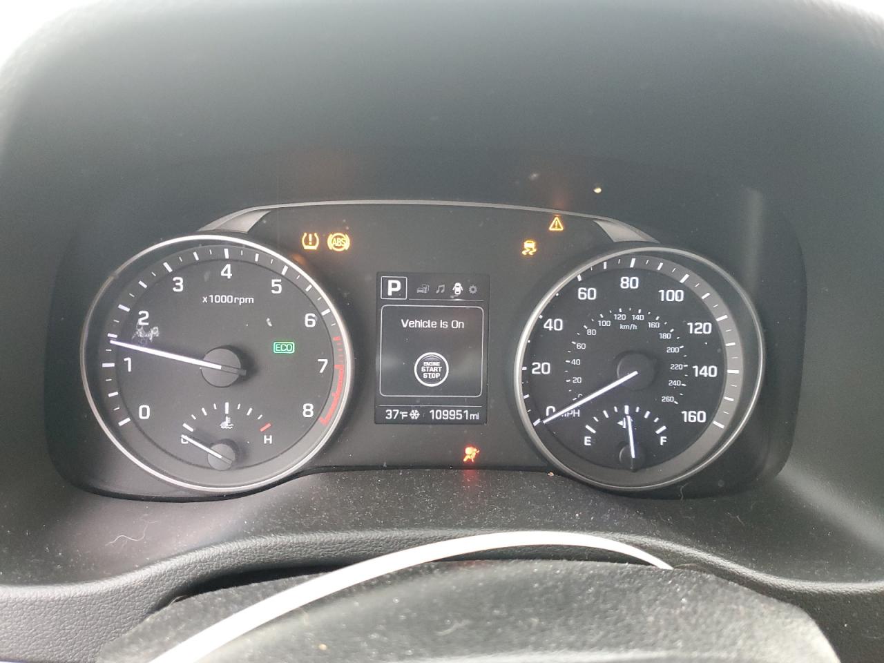 2017 Hyundai Elantra - Image 9