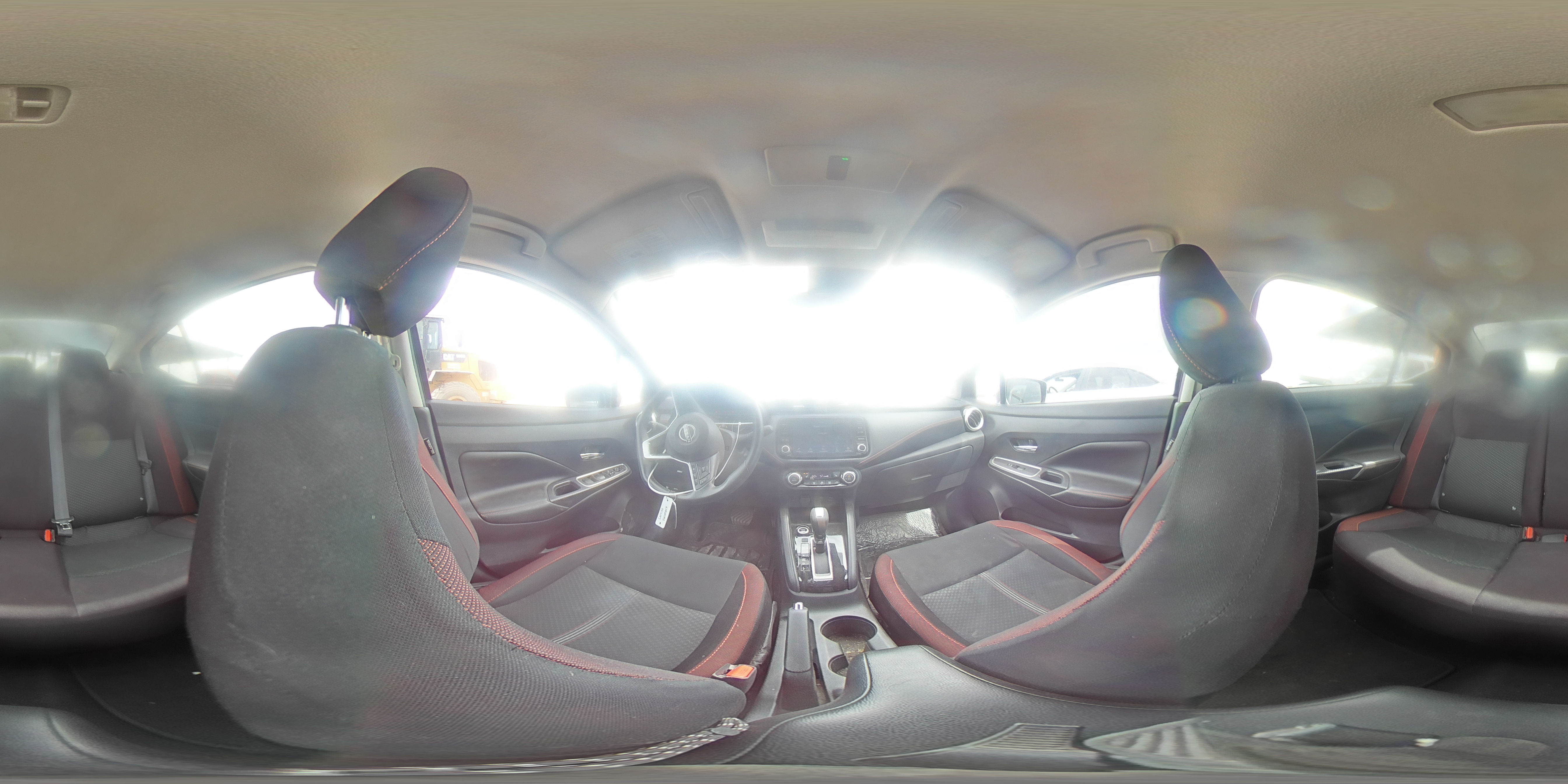 2024 Nissan Versa - Image 12