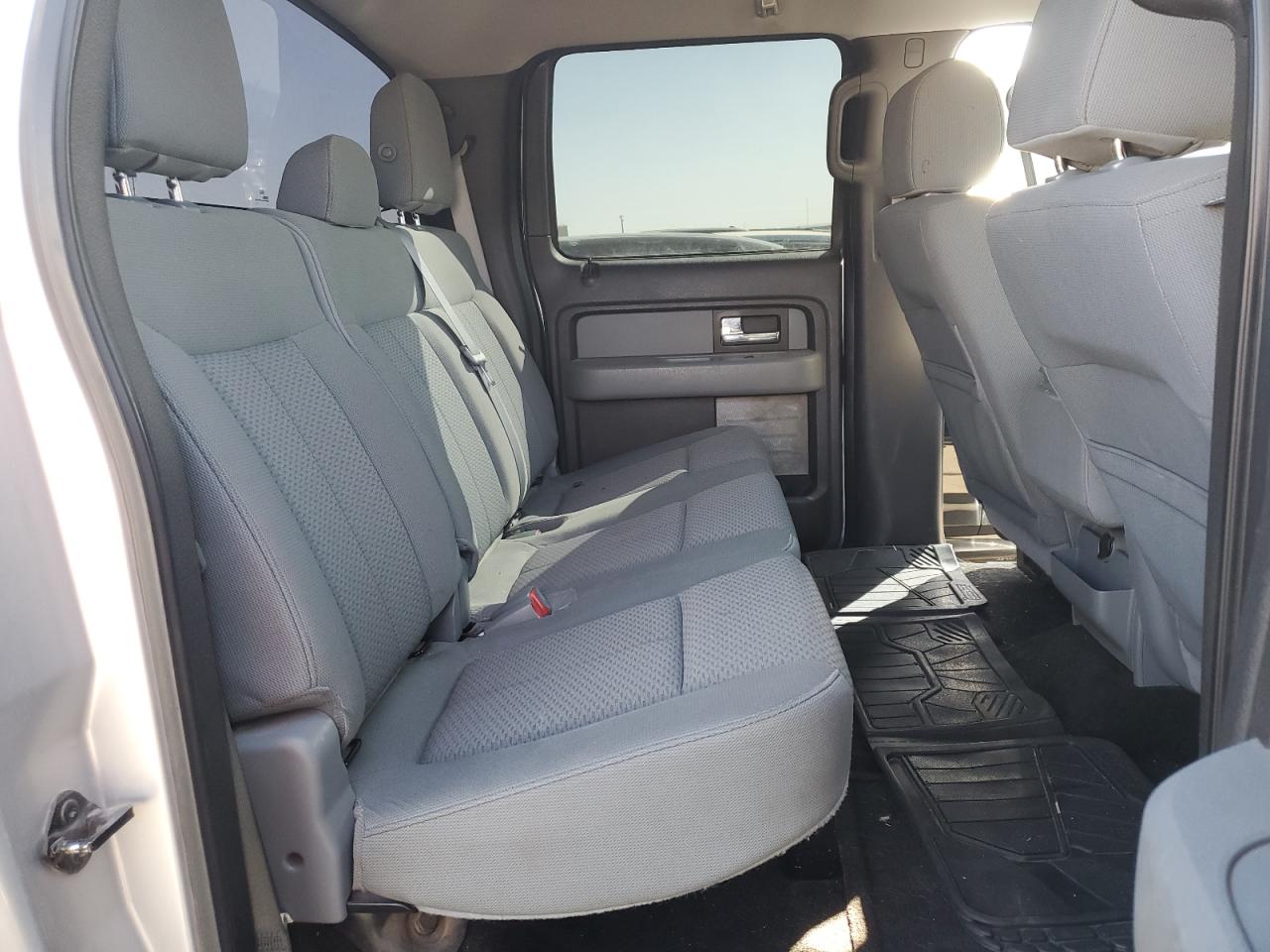 2013 Ford F-150 - Image 10