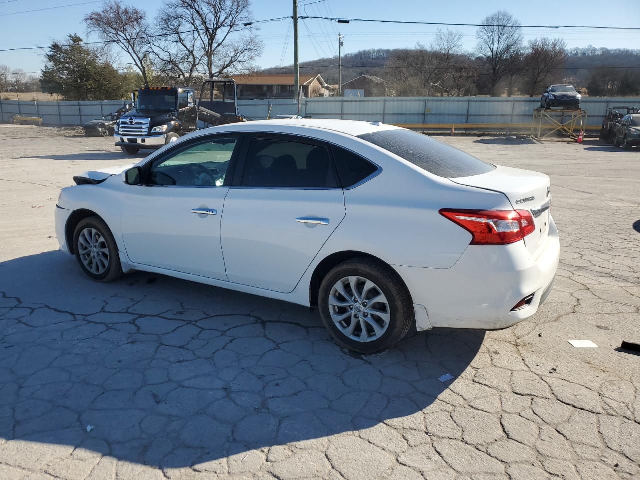2018 Nissan Sentra - Image 2