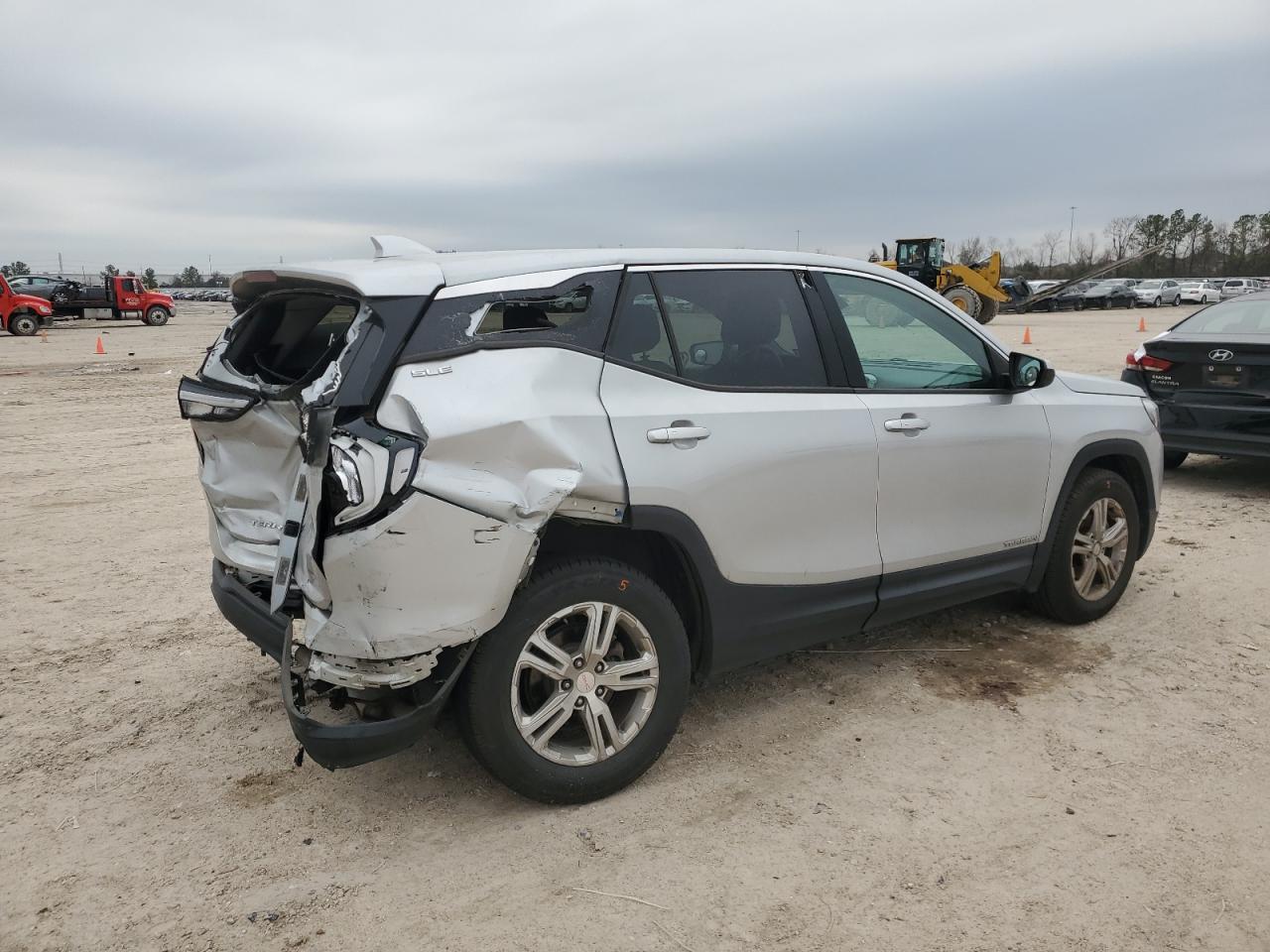 2018 GMC Terrain - Image 3