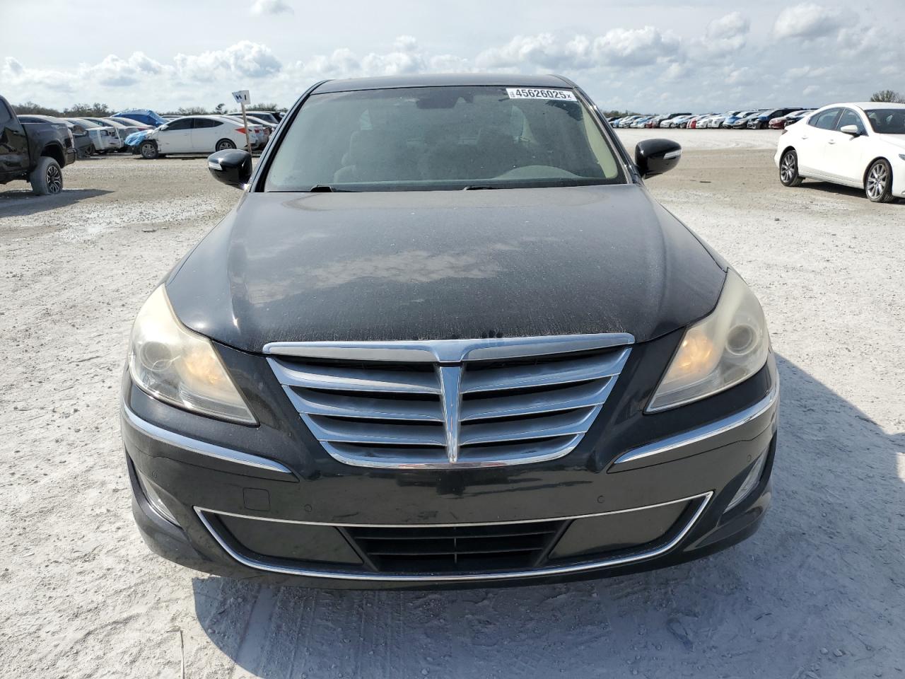 2013 Hyundai Genesis - Image 5