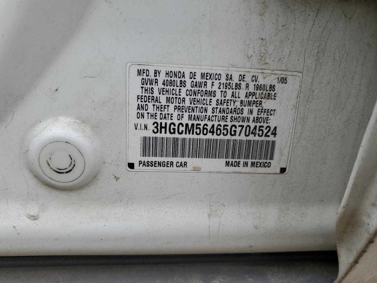 2005 Honda Accord - Image 12