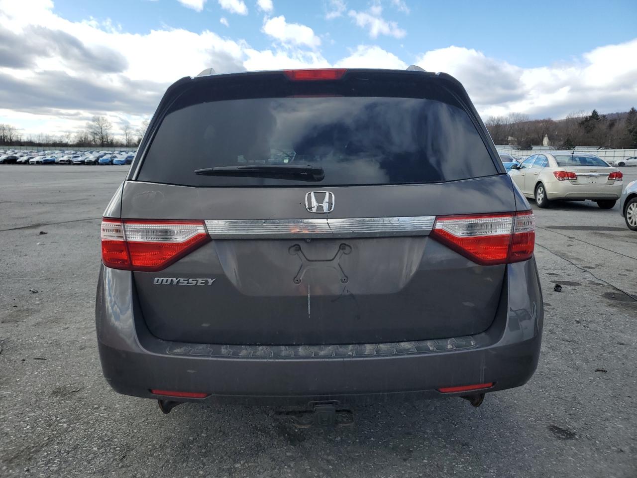 2012 Honda Odyssey - Image 6