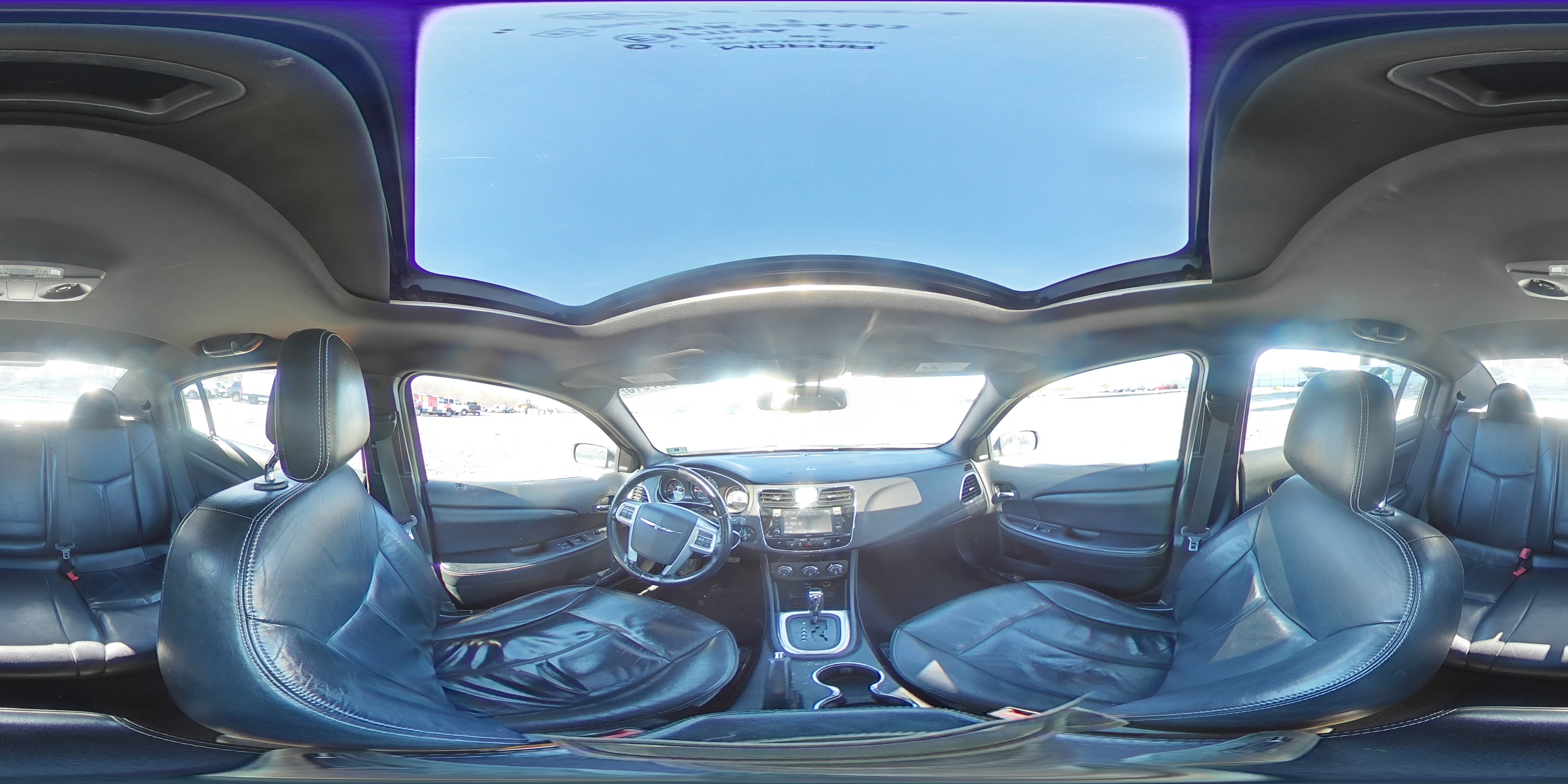 2014 Chrysler 200 - Image 12