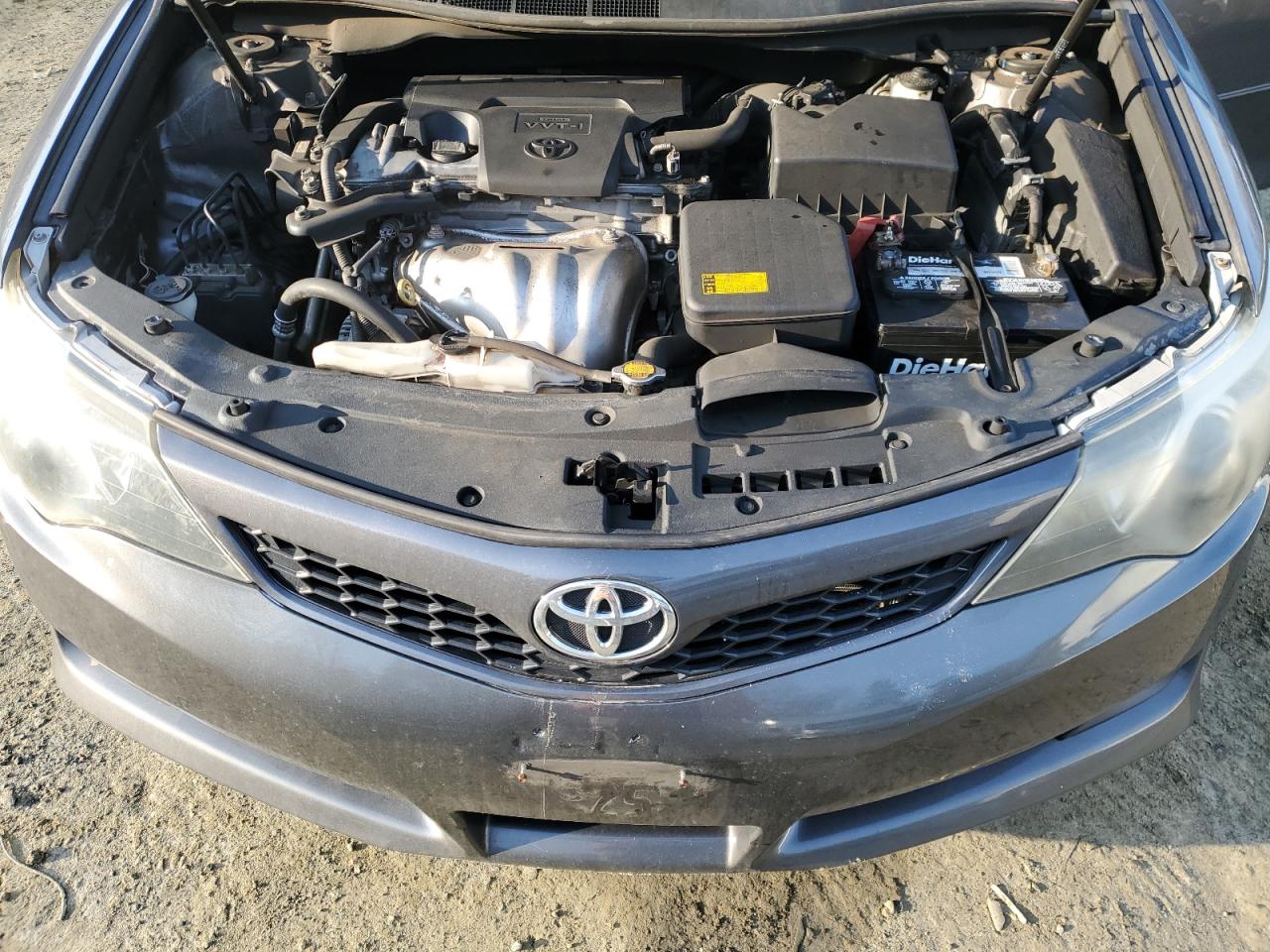 2013 Toyota Camry - Image 11