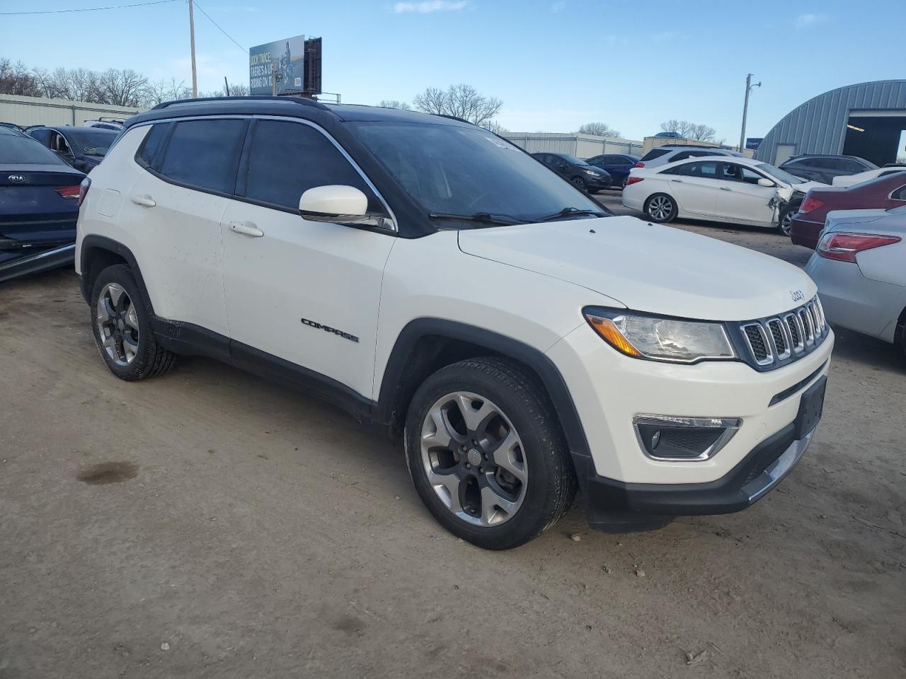 2019 Jeep Compass - Image 4