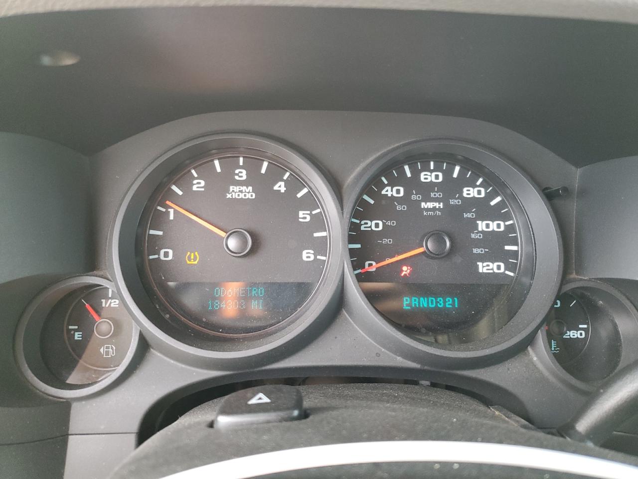 2011 GMC Sierra - Image 9