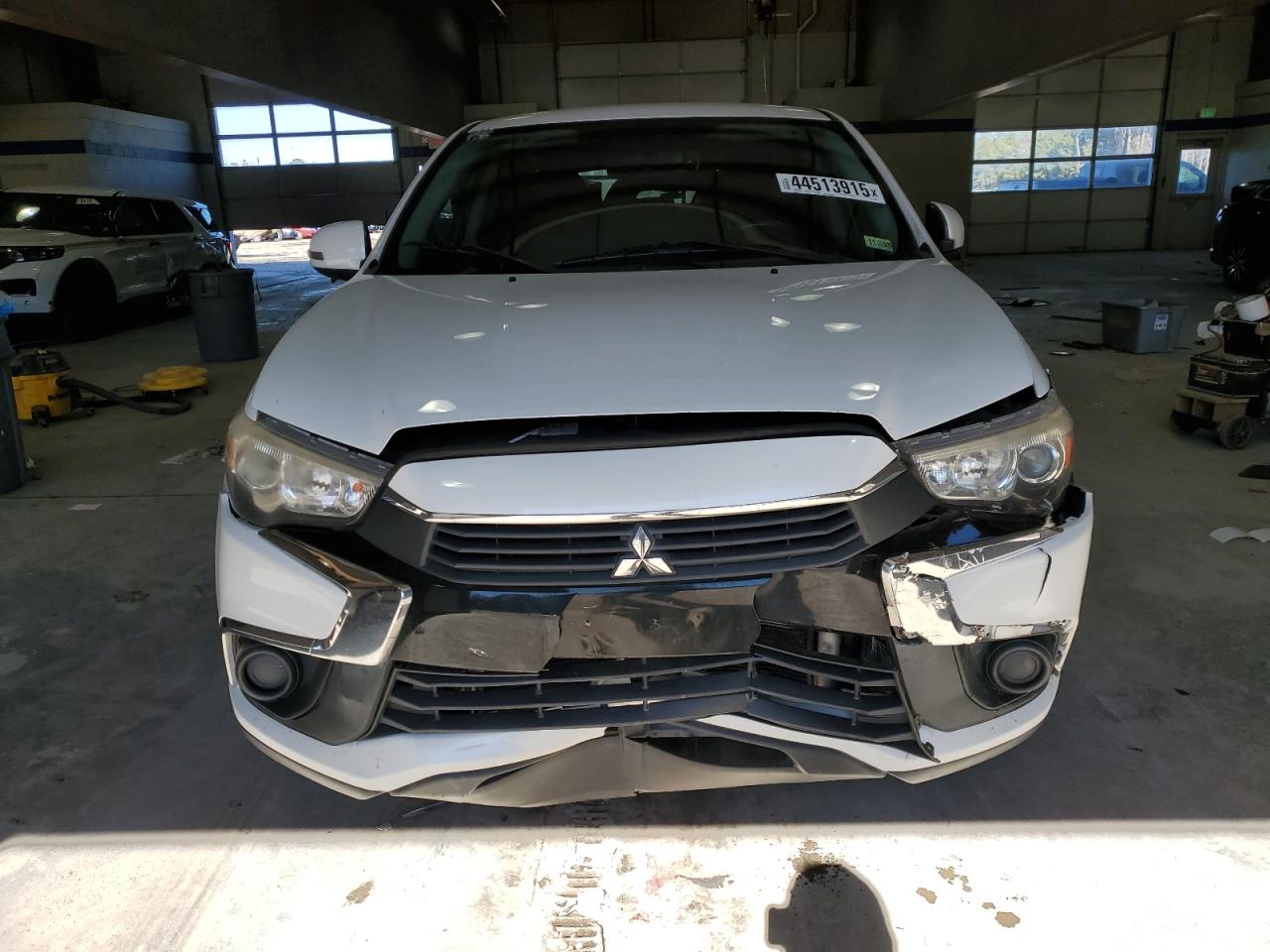 2016 Mitsubishi Outlander - Image 5