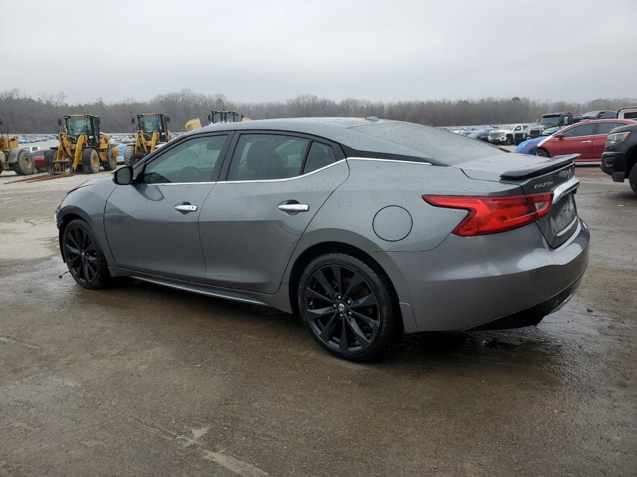 2017 Nissan Maxima - Image 2