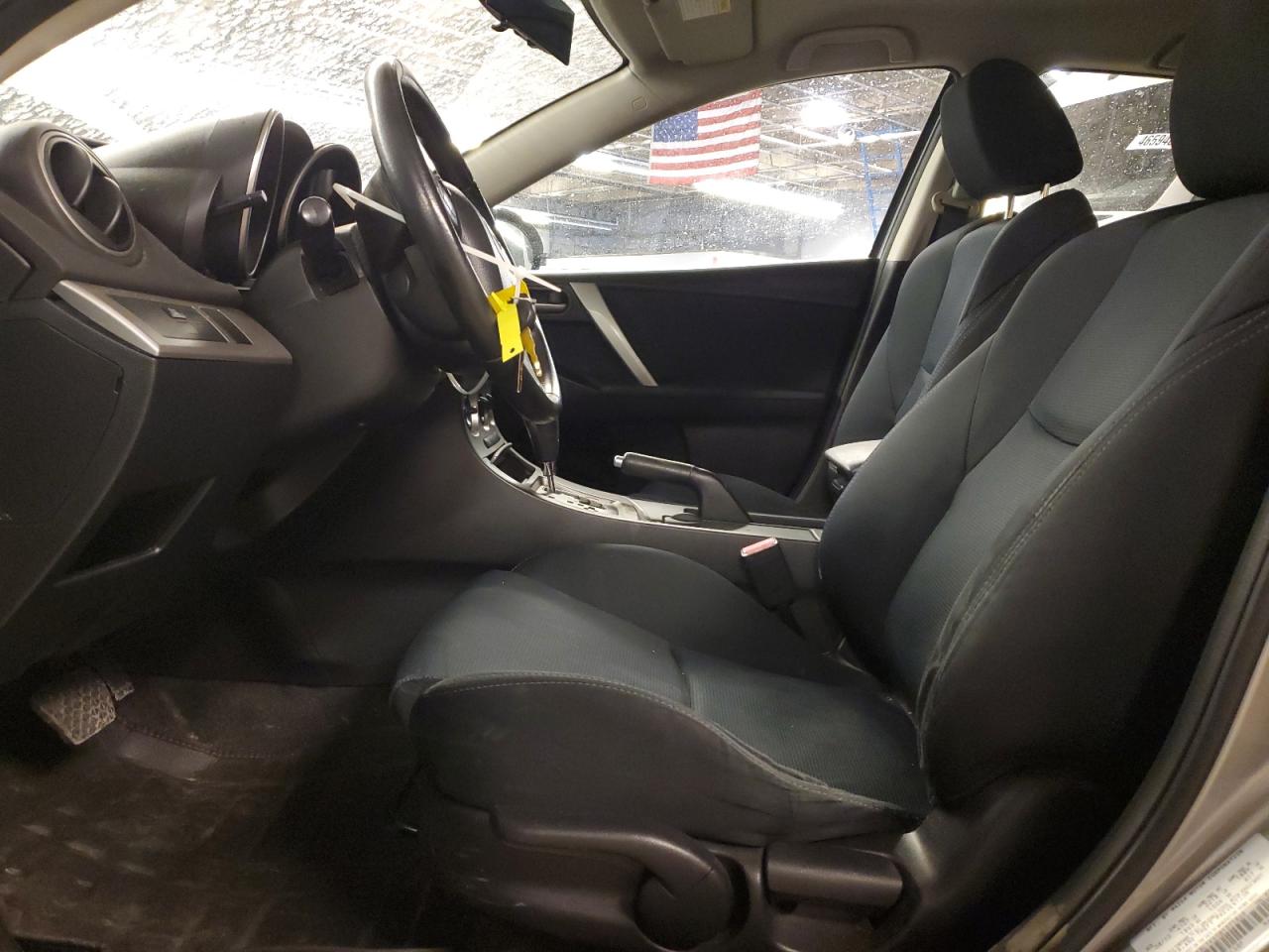 2011 Mazda 3 - Image 7