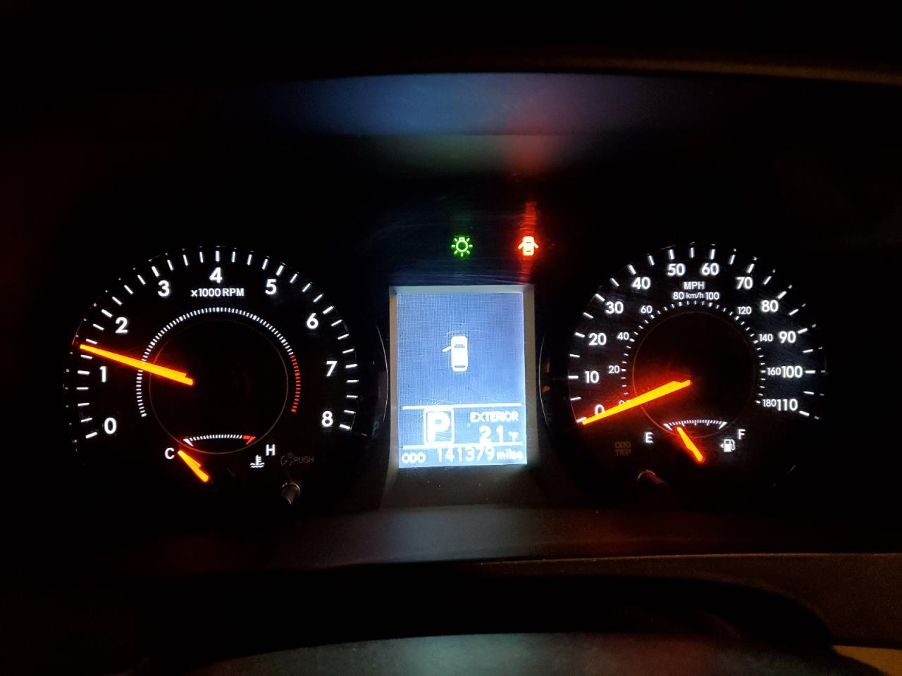 2015 Toyota Sienna - Image 9