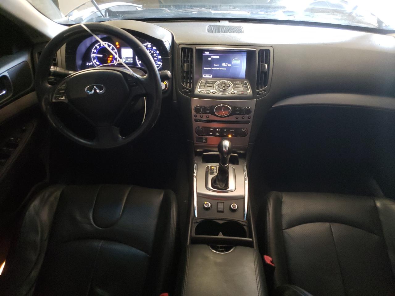 2015 Infiniti Q40 - Image 8