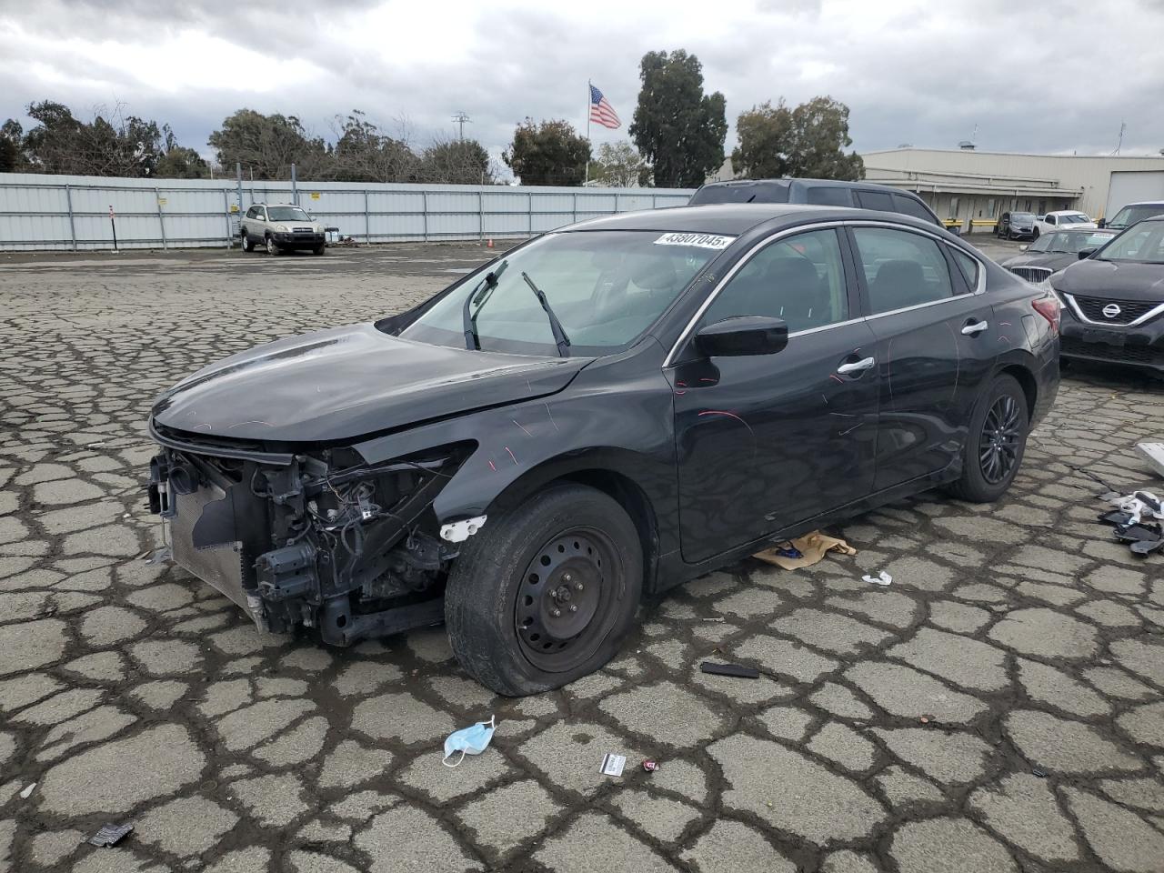 2013 Nissan Altima 2.5 for Sale in Martinez, CA - Front End
