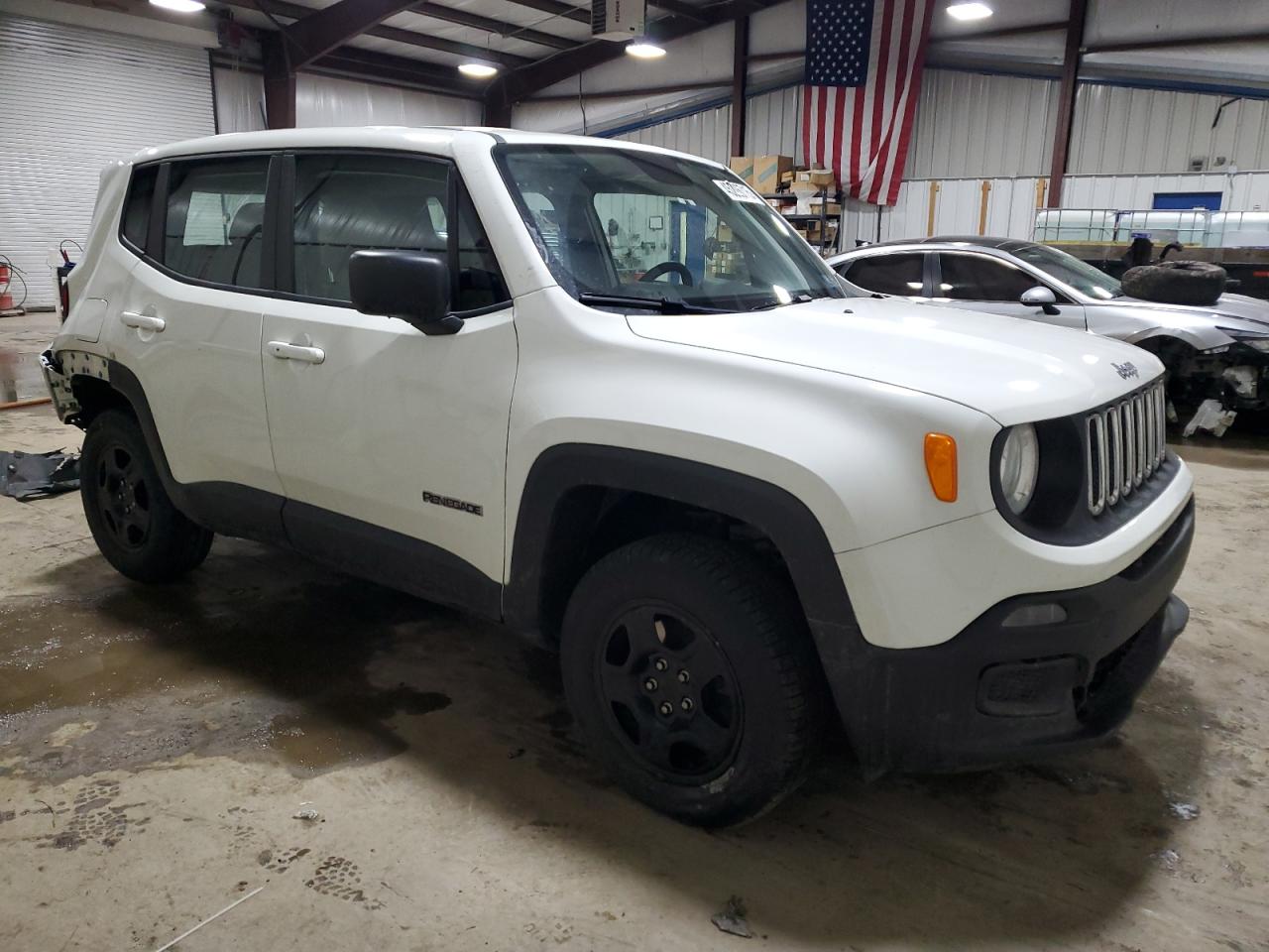 2018 Jeep Renegade - Image 4
