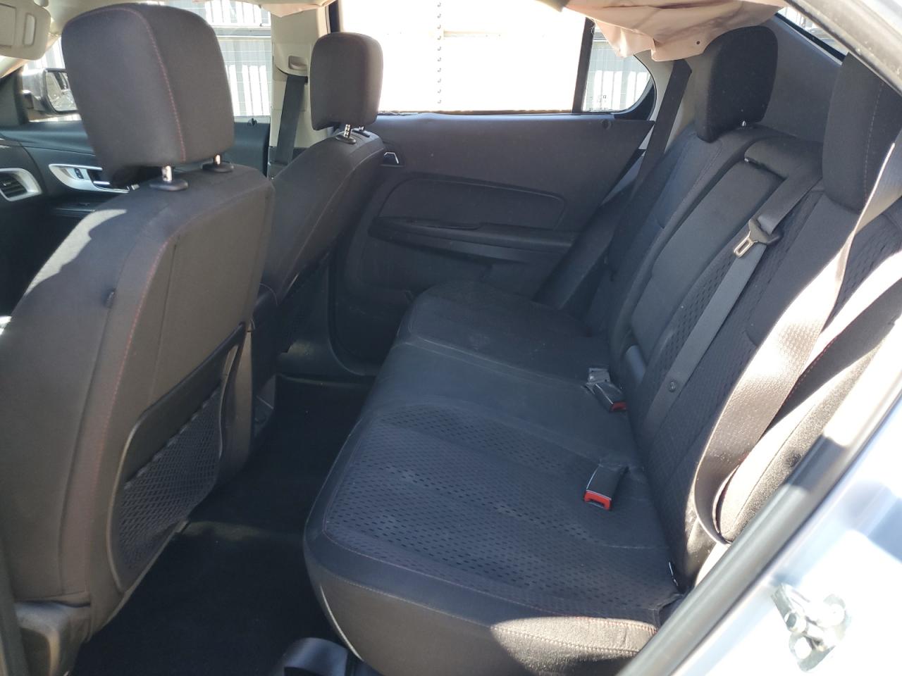 2015 Chevrolet Equinox - Image 11