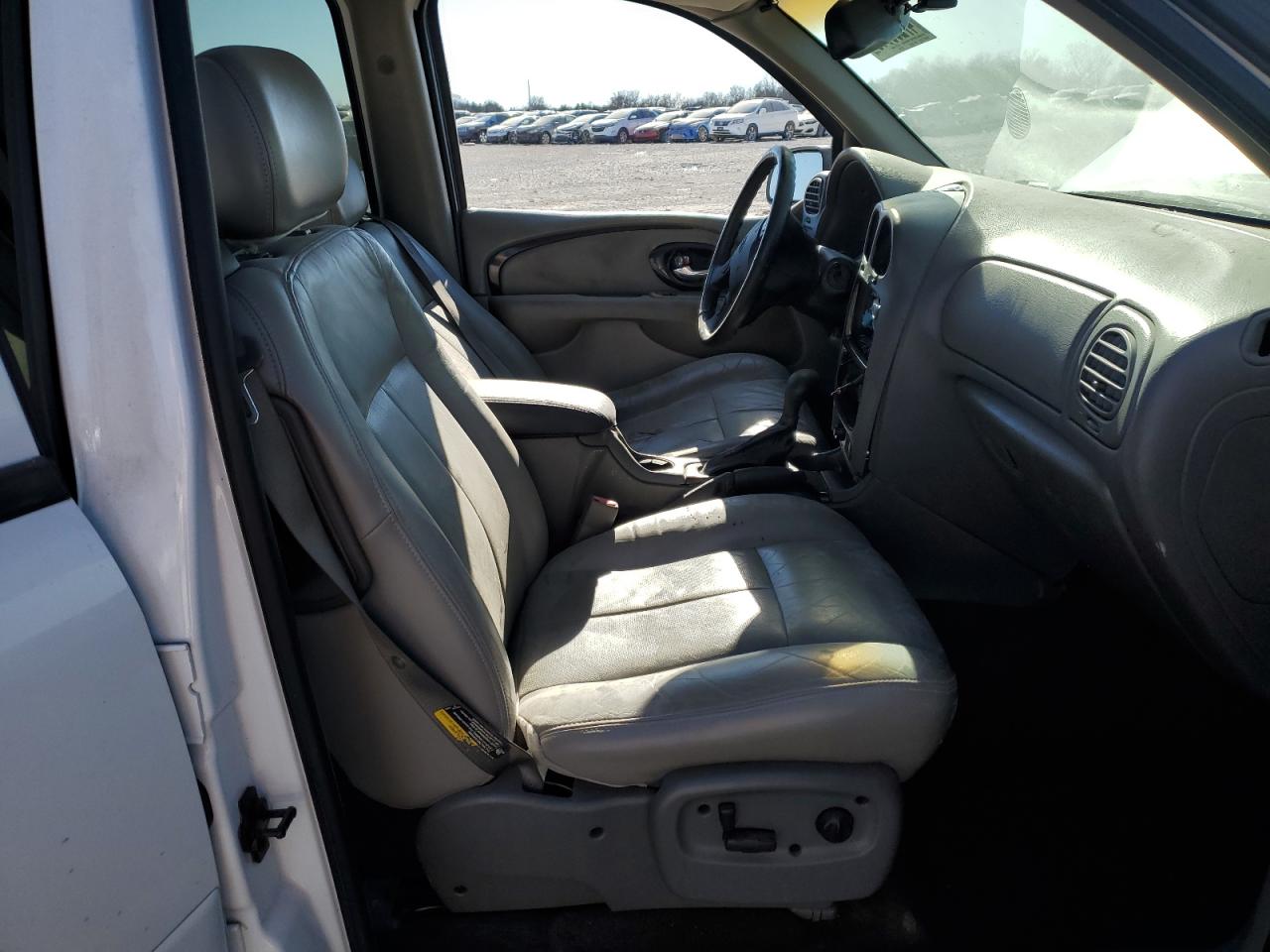2004 Buick Rainer - Image 7