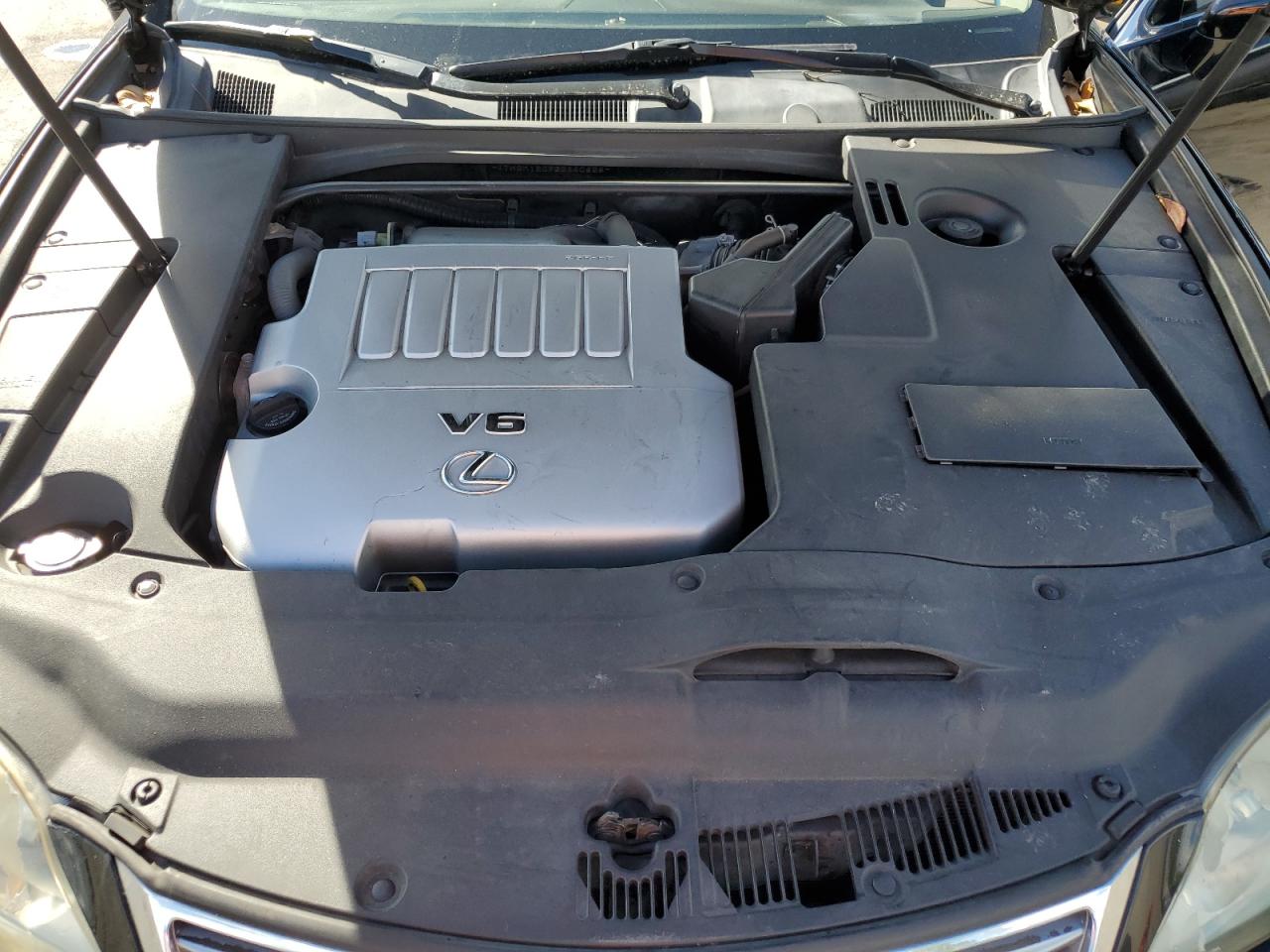 2011 Lexus ES - Image 11